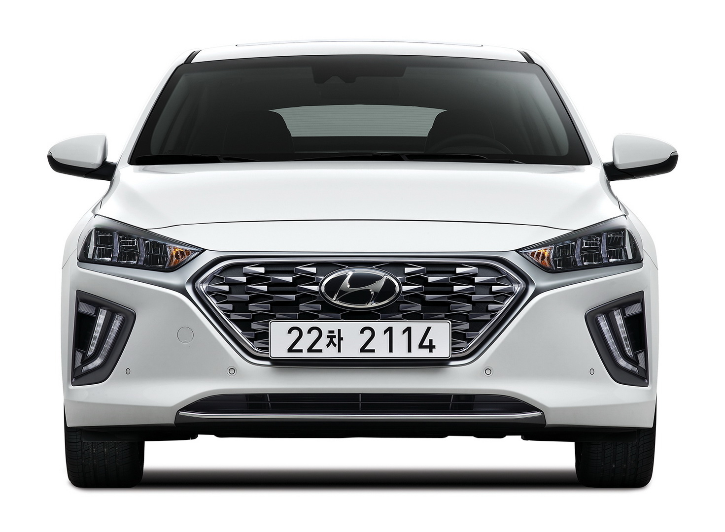 2020 hyundai ioniq hybrid phev 4 2020 Hyundai Ioniq Facelift Debuts With Styling And Tech Updates