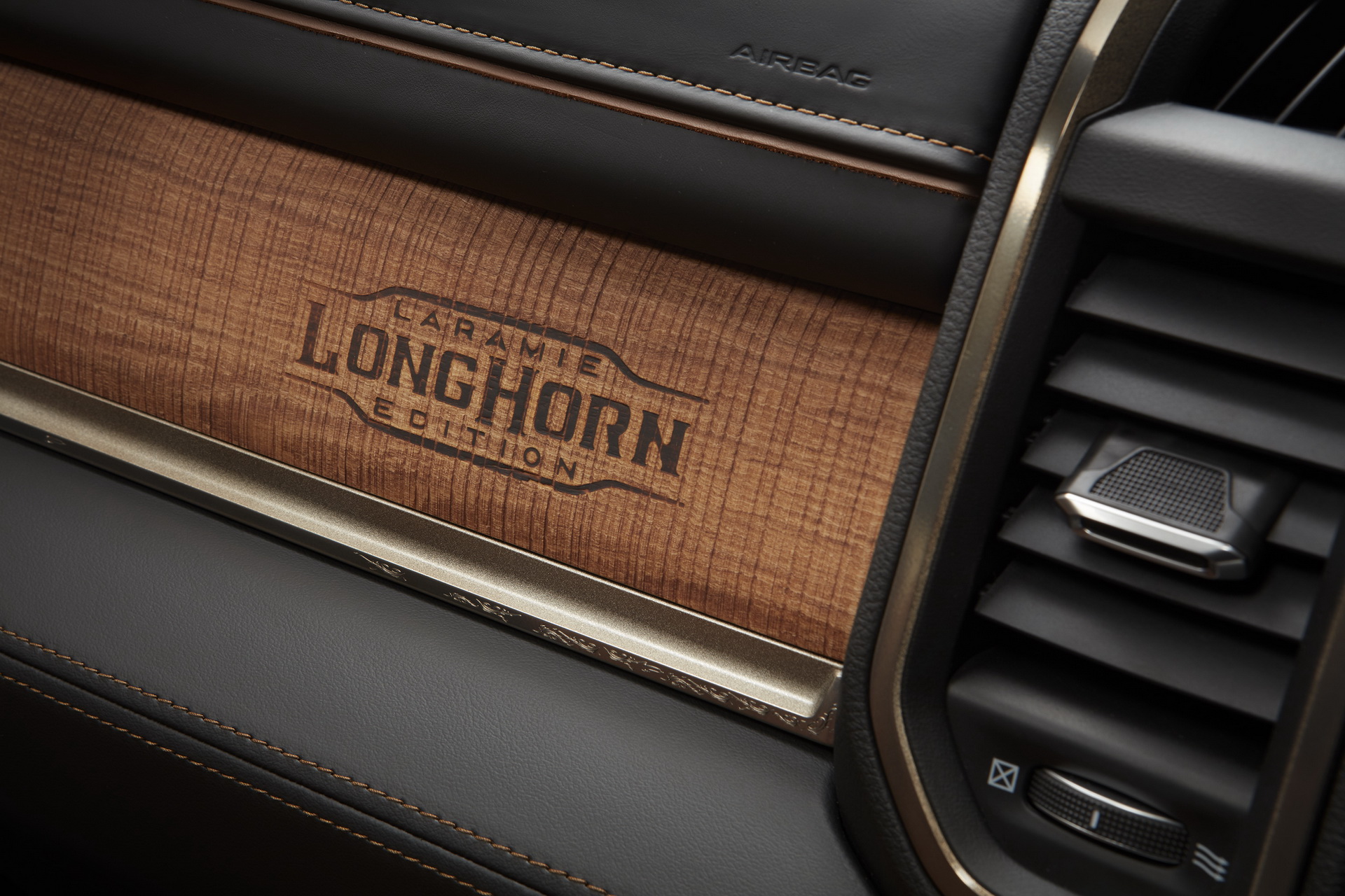 2019-RAM-HD-Laramie-Longhorn-28 2019 RAM HD Laramie Longhorn Will Cosset You With Real Wood, Leather And Steel
