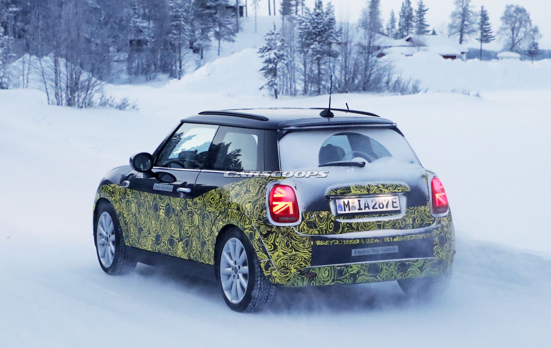 Mini-Electric-Spy-Shots-11 Mini Electric Will Make People Think You’re Driving An ICE Hatch