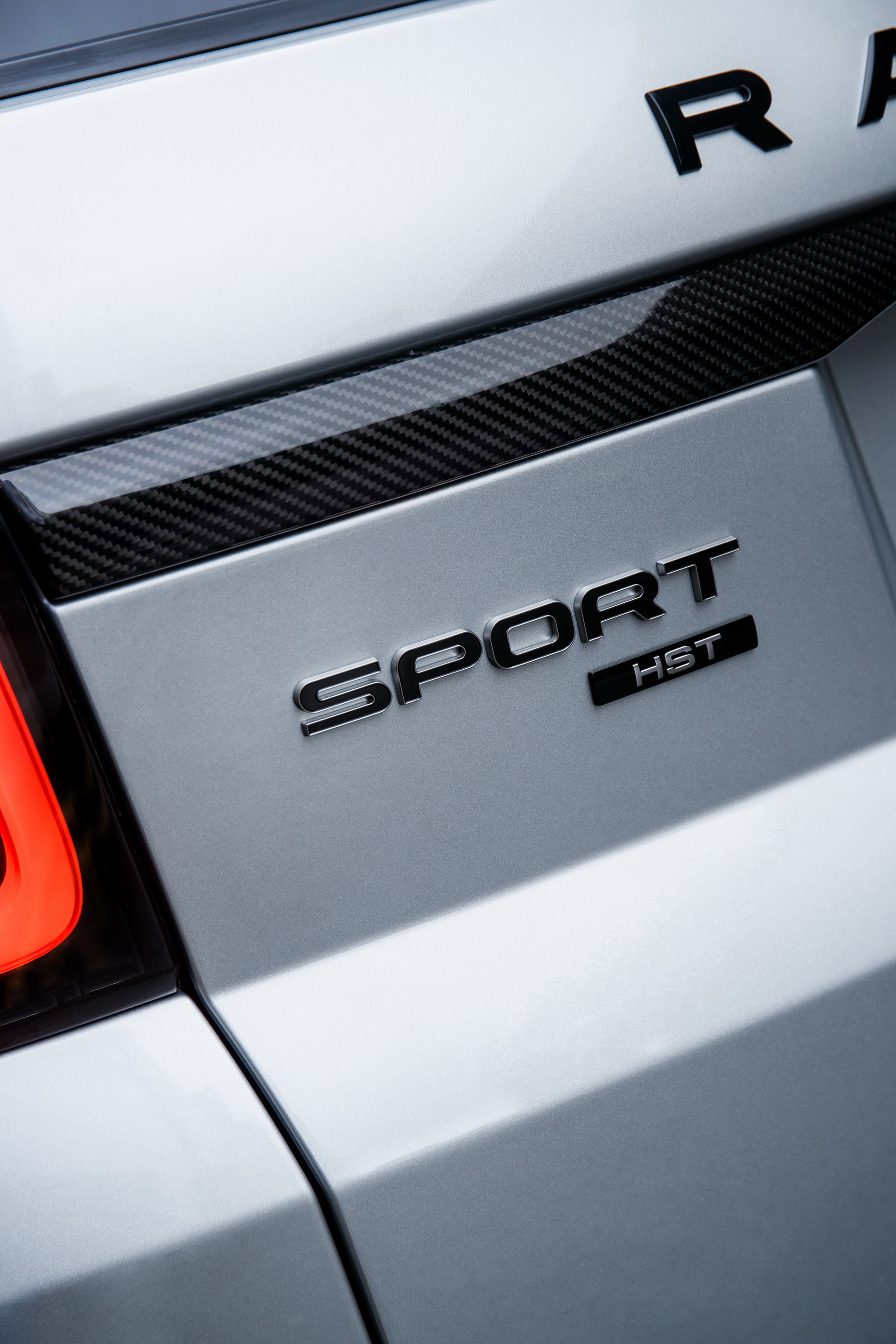 2019 Range Rover Sport HST 11 New Range Rover Sport HST Has A Straight-Six Mild Hybrid With 395hp