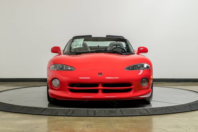 1992 dodge viper low mileage ebay 3 1992 Dodge Viper With 34 Miles Stored As New In Garage For 27 Years!