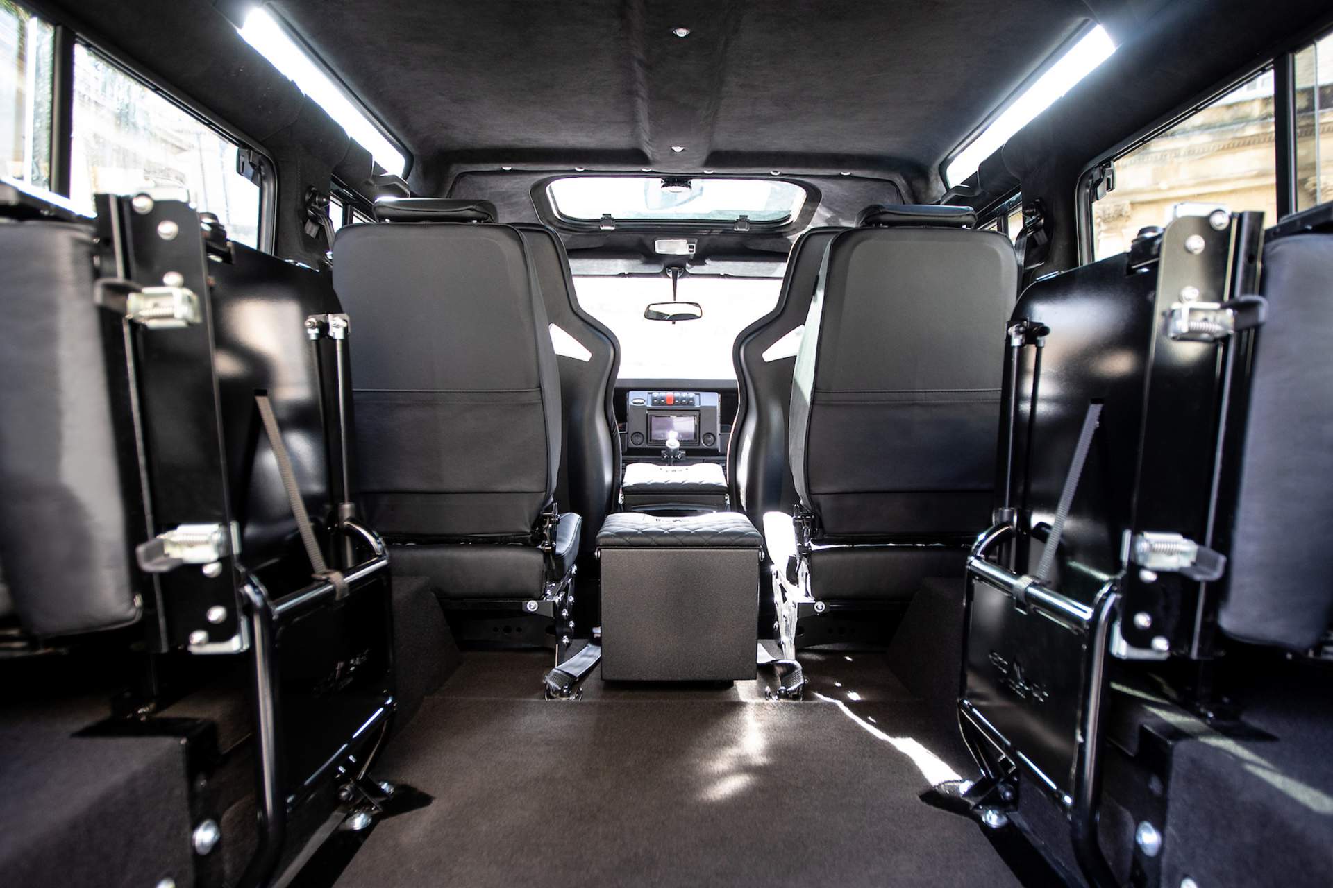 Arkonik colonades 1989 Land Rover Defender Restomod Looks Cool, But Is It $145,000 Of Cool?