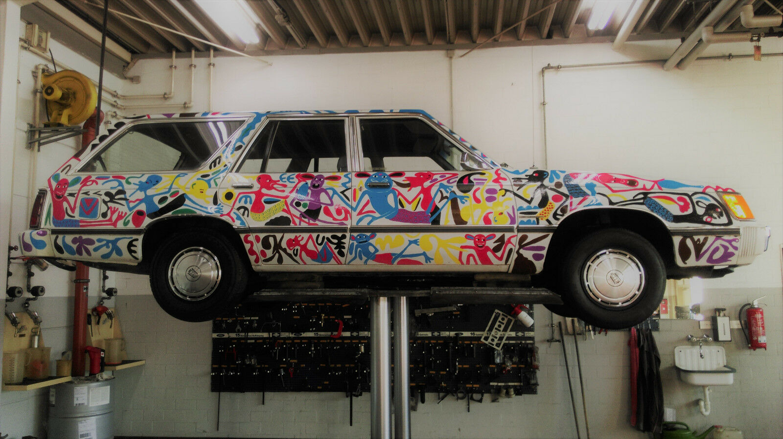Ford-Art-Car-8 A 1983 Ford LTD Station Wagon “Art Car” Worth $2.25 Million? Are You Nuts?