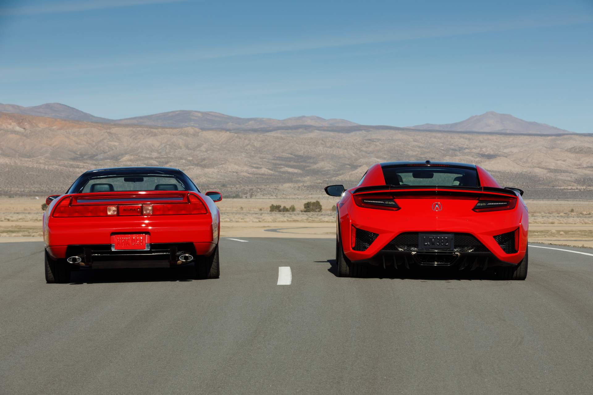 1st Generation NSX & 2019 NSX Acura Marks 30 Years Of NSX With Throwback Video And Photo Gallery