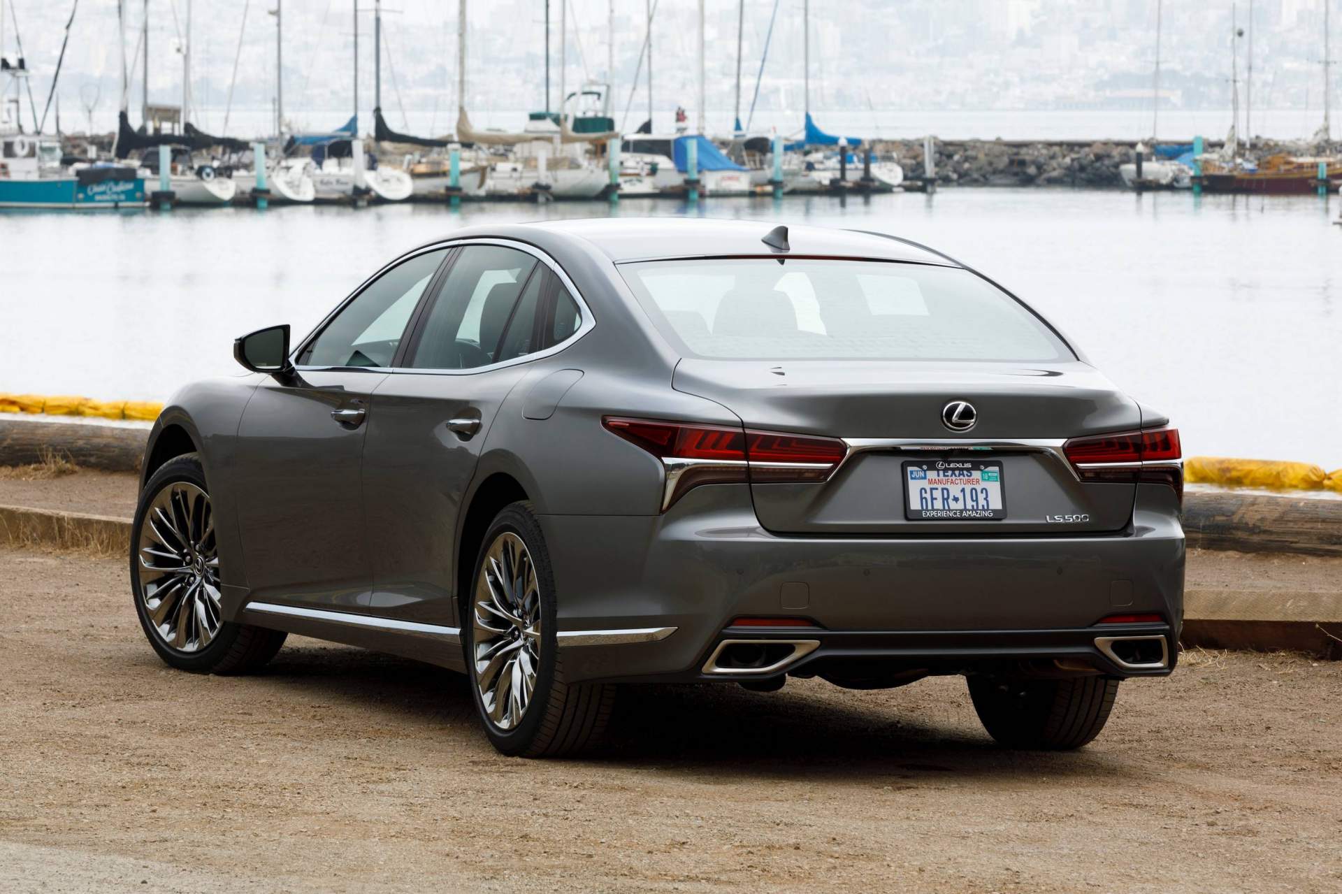 2018 Lexus LS 500 2 Texas Lawmaker Wants To Exempt $60,000+ Cars From Requiring A Front License Plate
