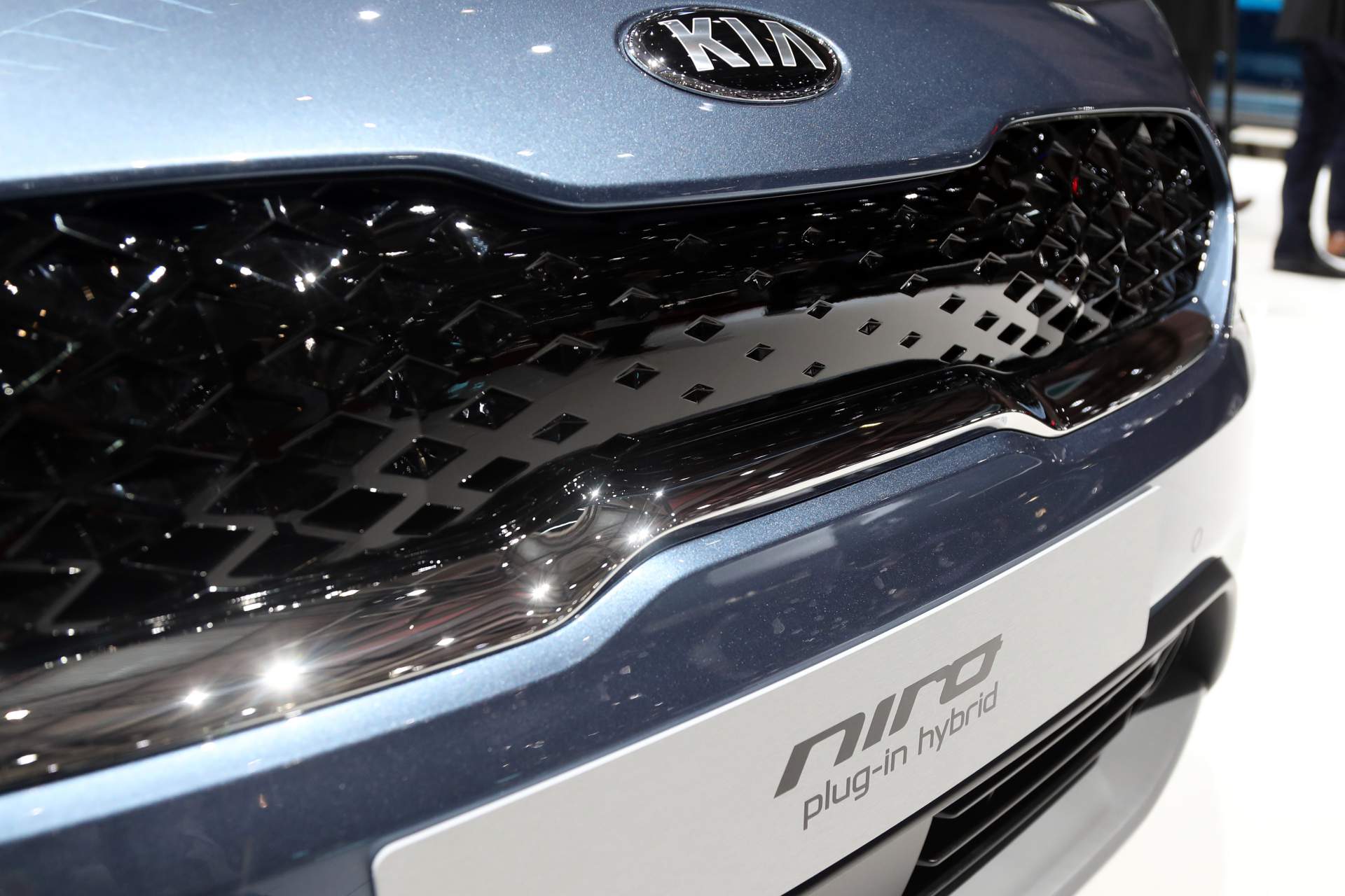 2019 Kia Niro Plug-in Hybrid 5 2019 Kia Niro Hybrid And Plug-in Hybrid Get Niro EV-Inspired Facelift (Live Pics)