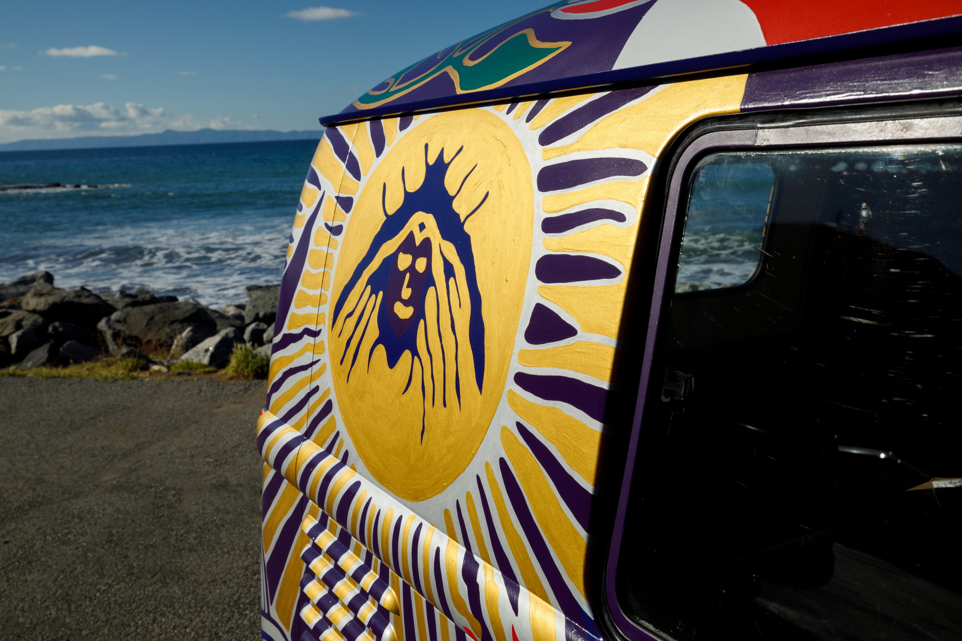 vw light bus restored by vw usa 20 VW Built An Official Replica Of Its Iconic Woodstock ‘Light’ Bus