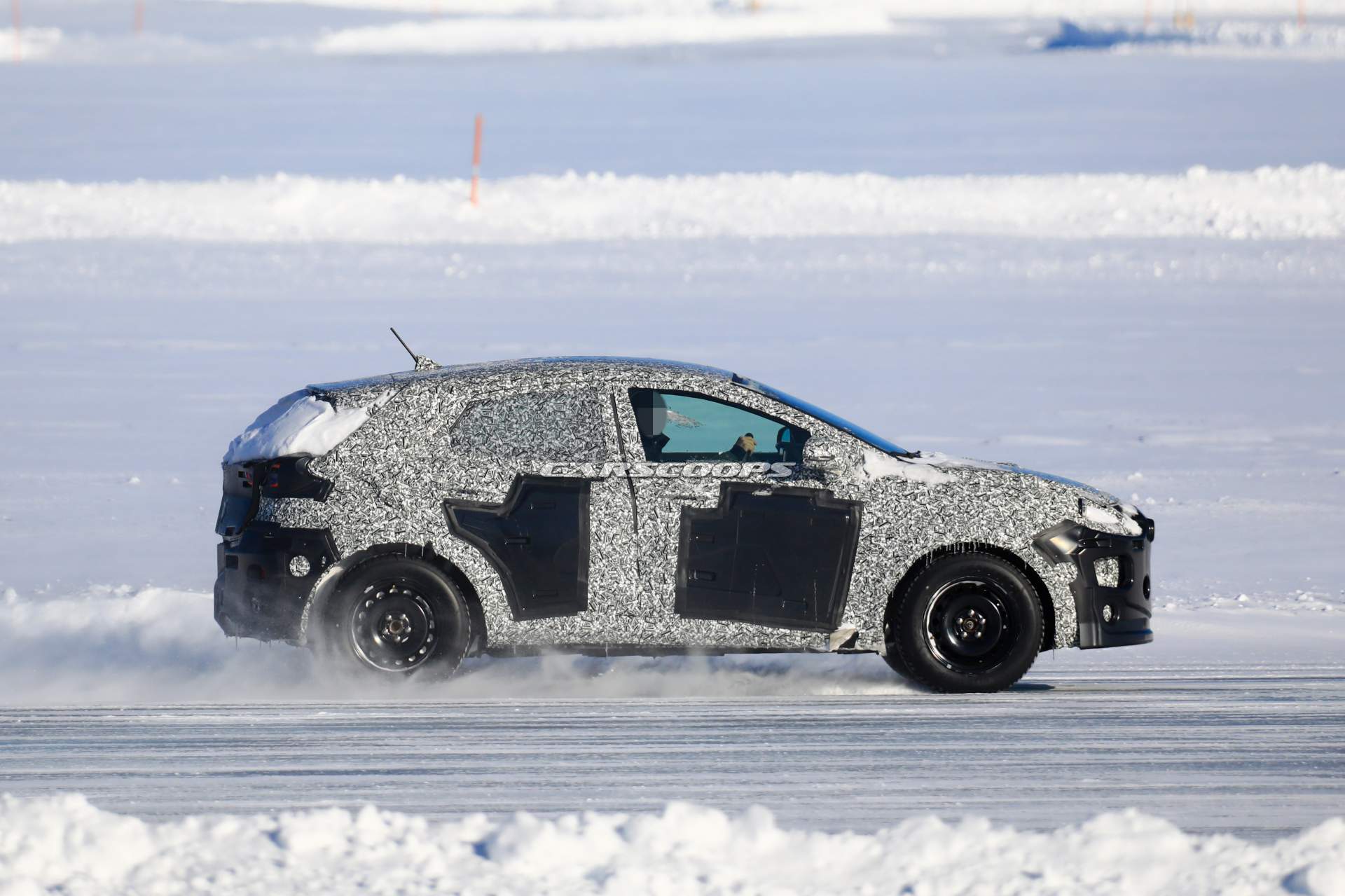 Ford EcoSport replacement spy shots 17 Ford Fiesta-Based SUV EcoSport Replacement Spied Near The Arctic Circle