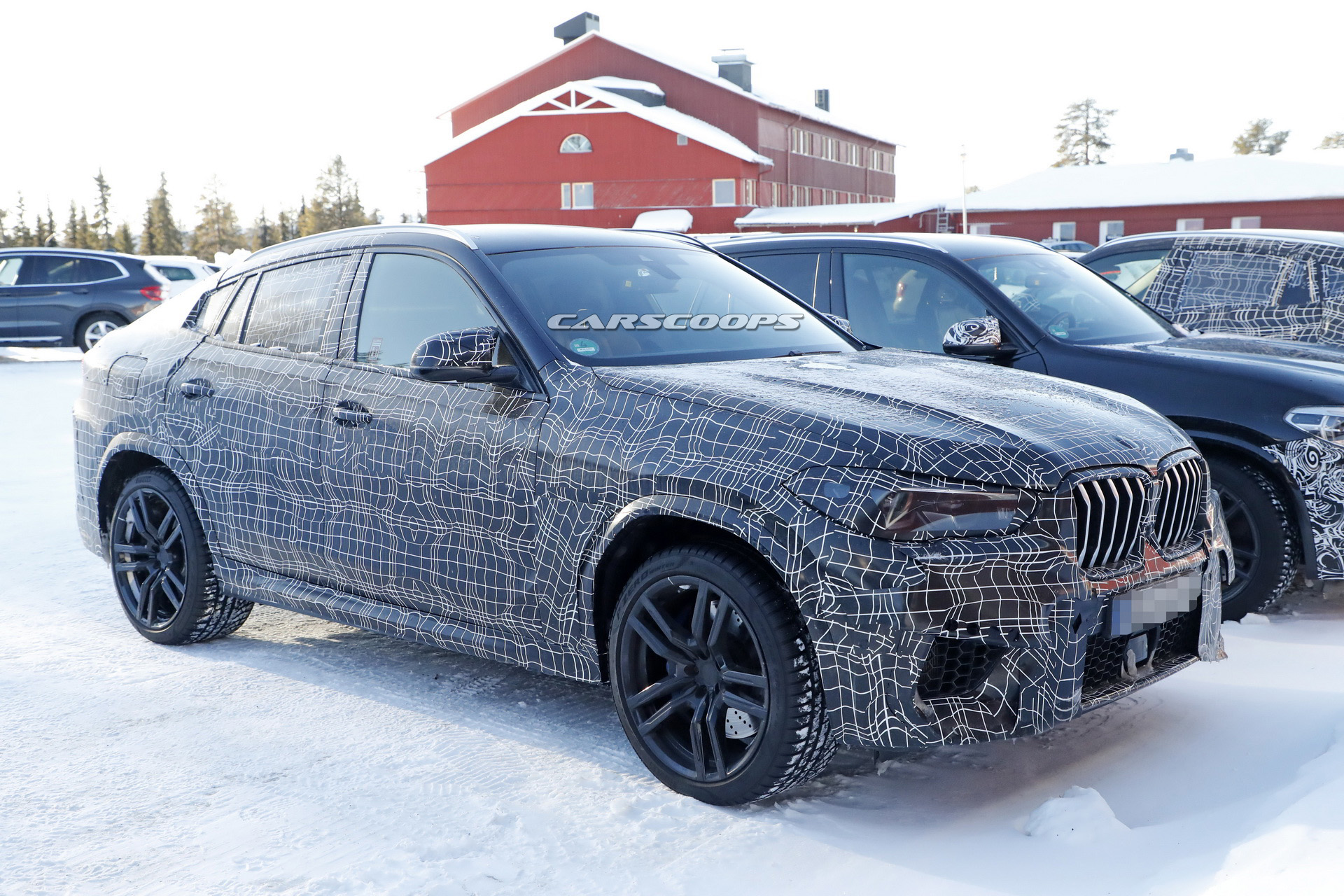 2020 bmw x6m spied inside out 6 2020 BMW X6 M Prototype Lets Us Take A First Peek Inside