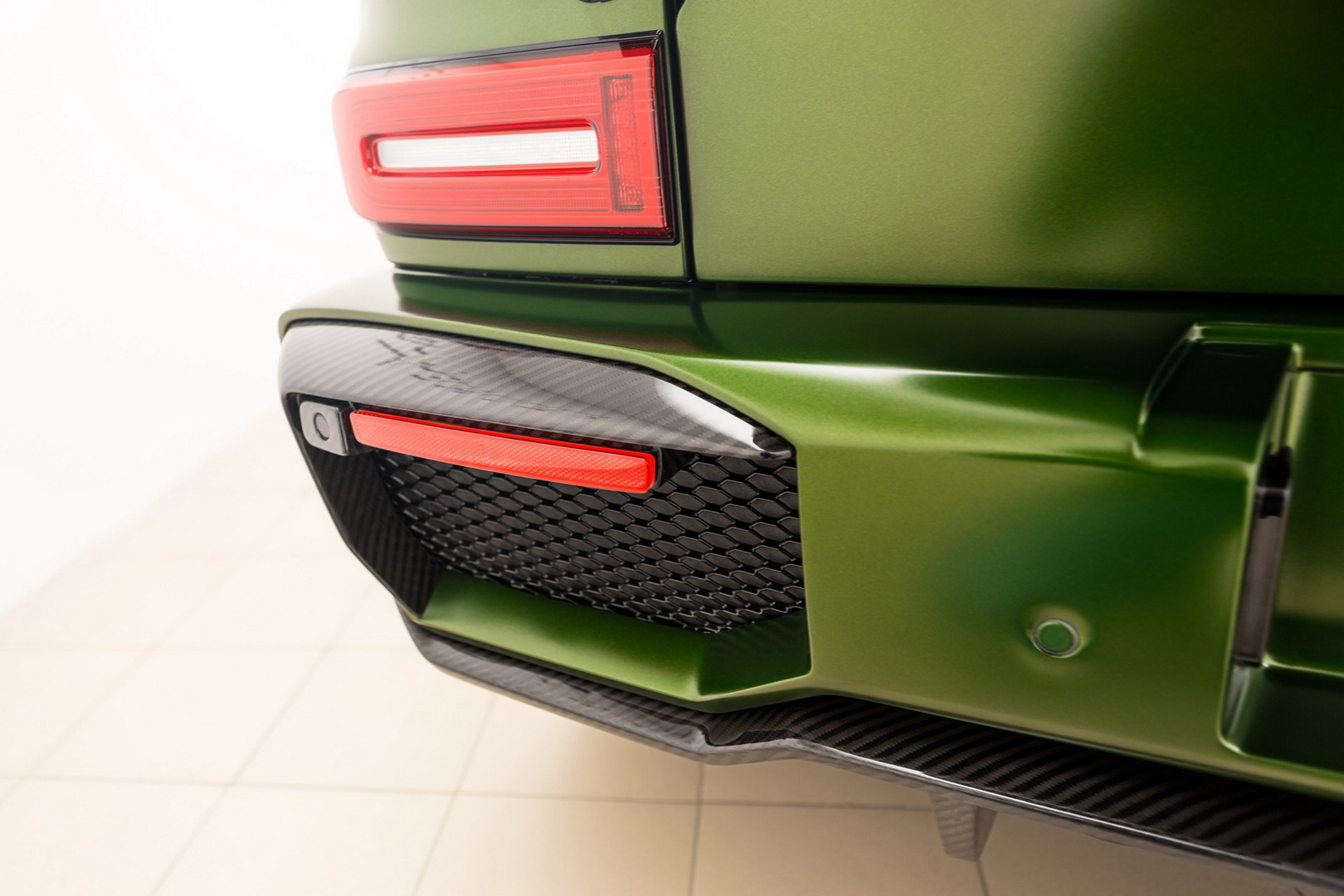 2019 mercedes-benz g-class tuning topcar 37 Whole Lotta Carbon: TopCar Gives New Mercedes G-Class The Inferno Treatment