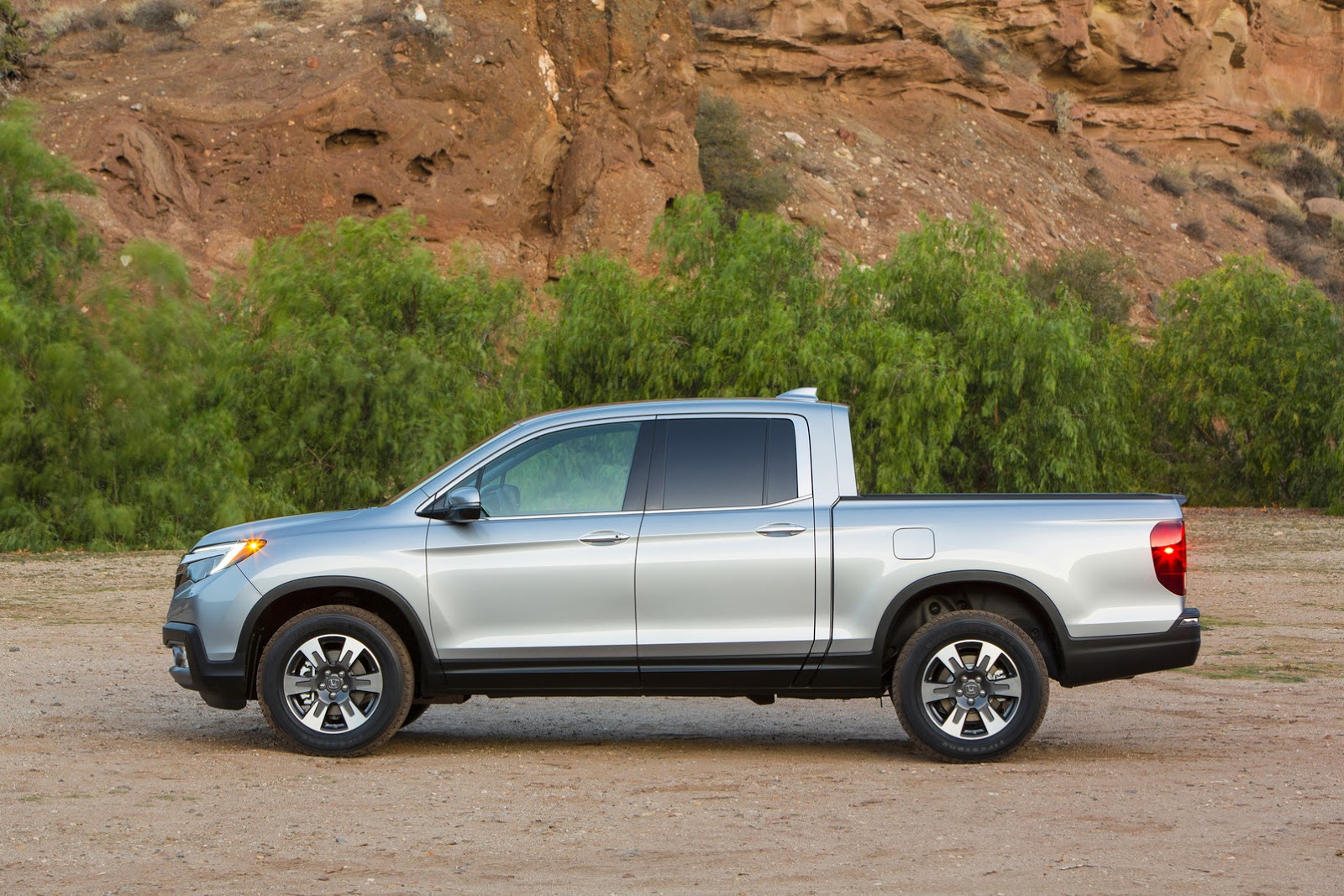 Honda-Ridgeline-Recall-3 Washing Your Honda Ridgeline Might Cause It To… Erupt In Flames?