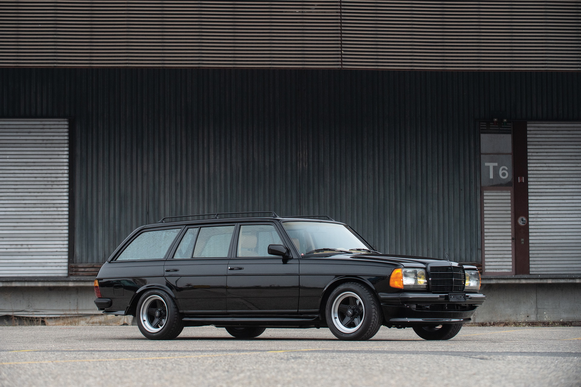 1979-Mercedes-Benz-500-TE-AMG_01 Gorgeous 1979 Mercedes 500 TE AMG Is Everything We Want From A Wagon