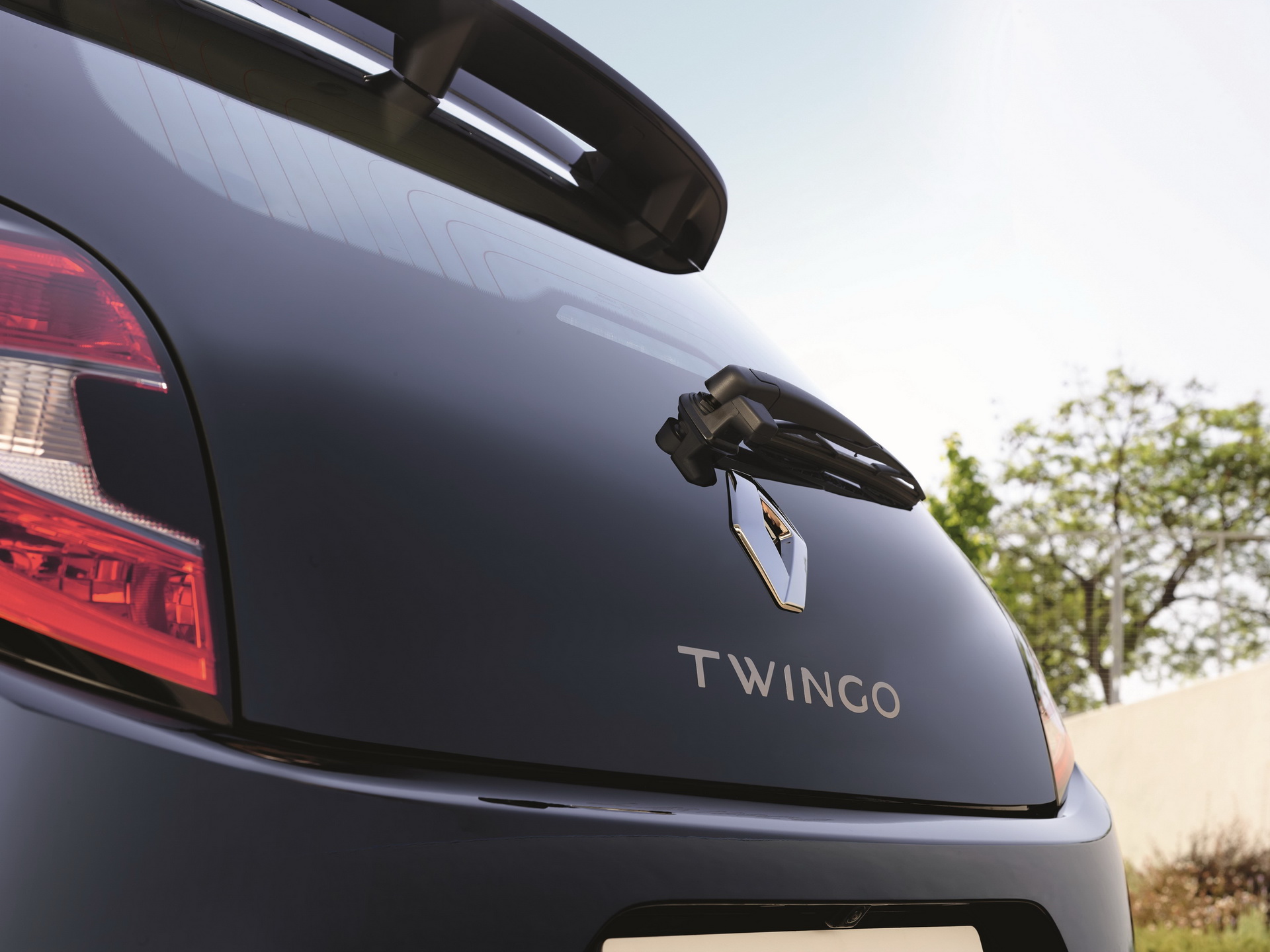 2019-Renault-Twingo-26 Renault Details Geneva Show Stand, Will Bring New Clio, Twingo And Special Dacias