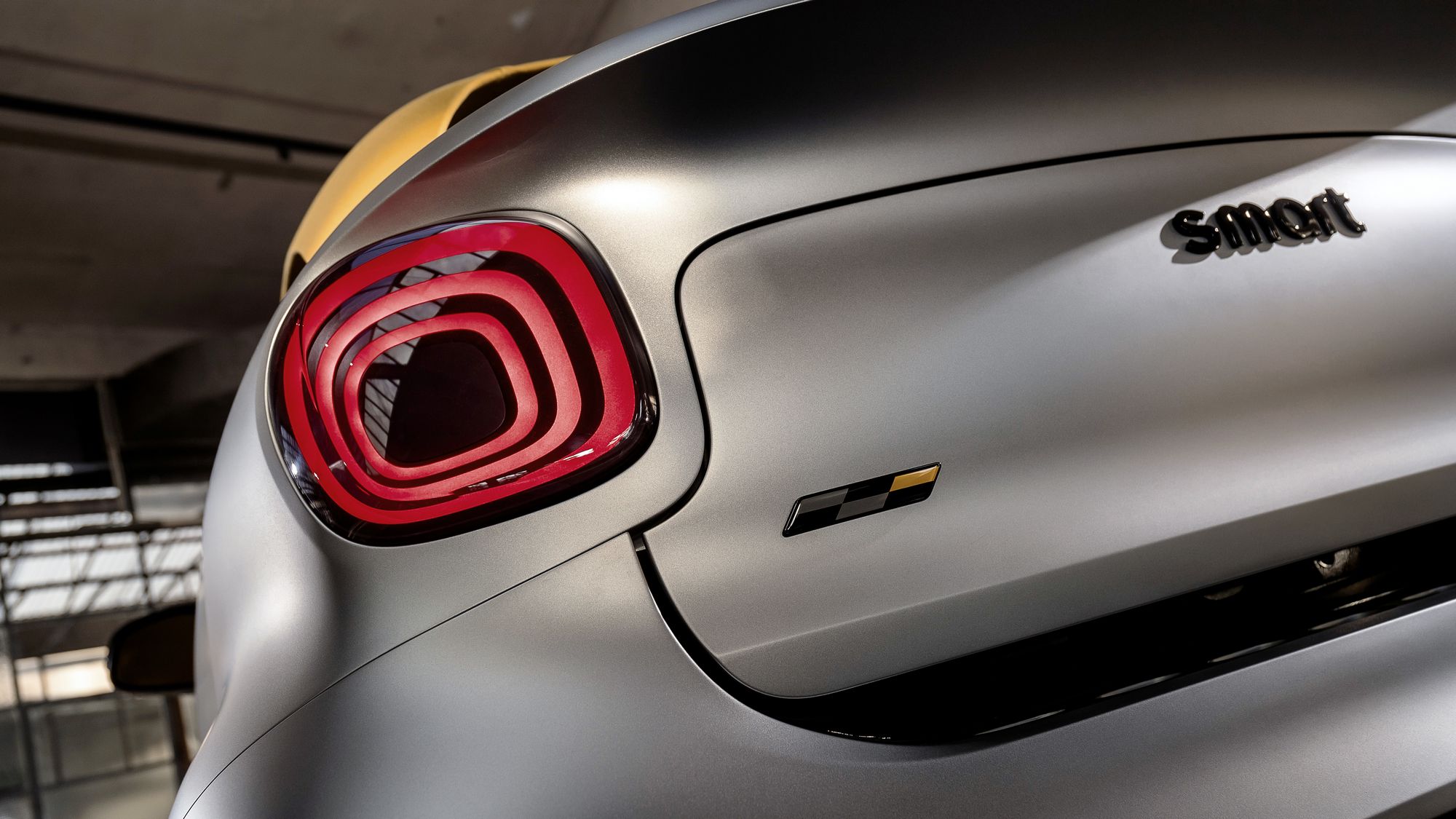 Smart-Forease-Geneva-12 Smart Forease+ Concept Is A Tiny Funky Speedster For The City