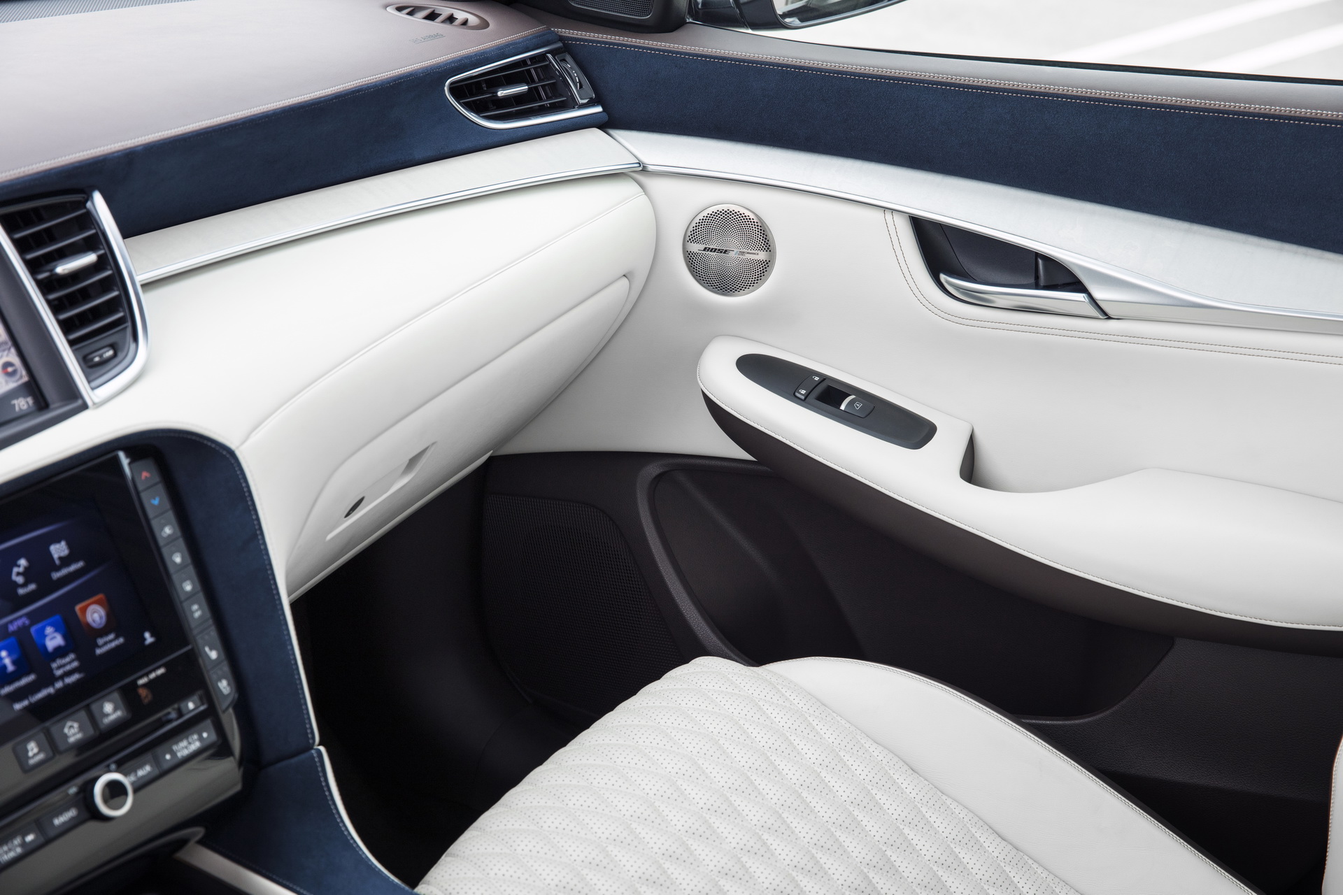 infiniti qx50 interior feature 6 Infiniti Can’t Stop Talking About The QX50’s Interior – Here’s Why
