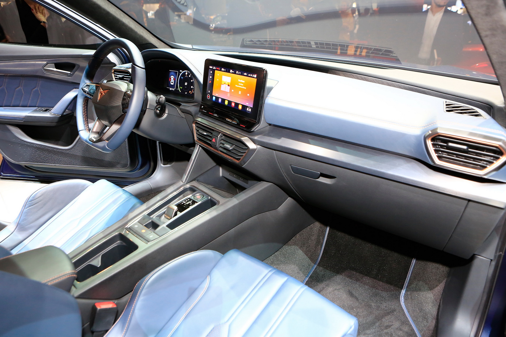 Cupra-Formentor-16 CUPRA Formentor Concept Previews High-Performance Hybrid SUV (Live Pics)