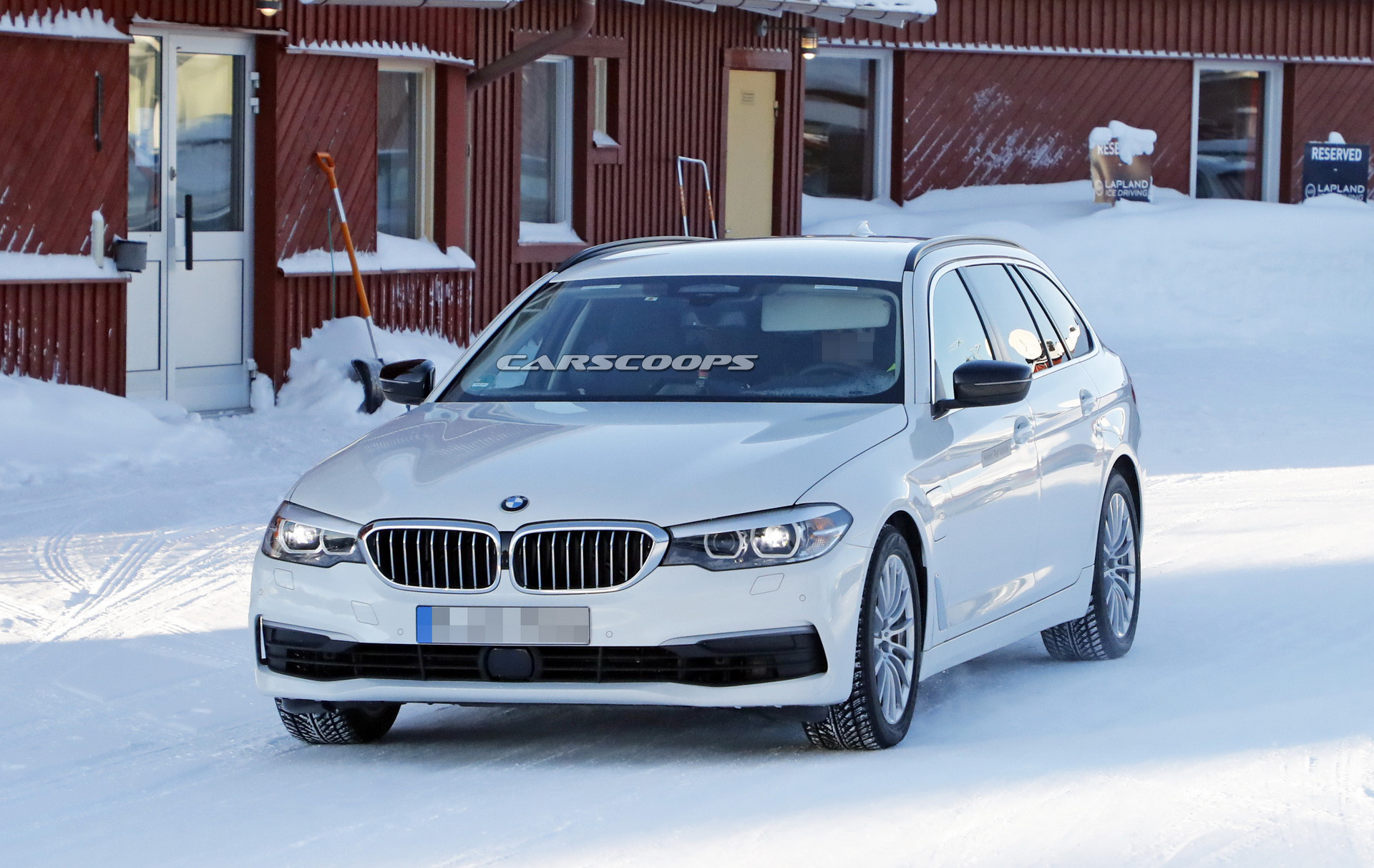 2020 bmw 530e iperformance touring spy 1 BMW Preparing 530e iPerformance Touring PHEV For 2019 Release (But Not For America)