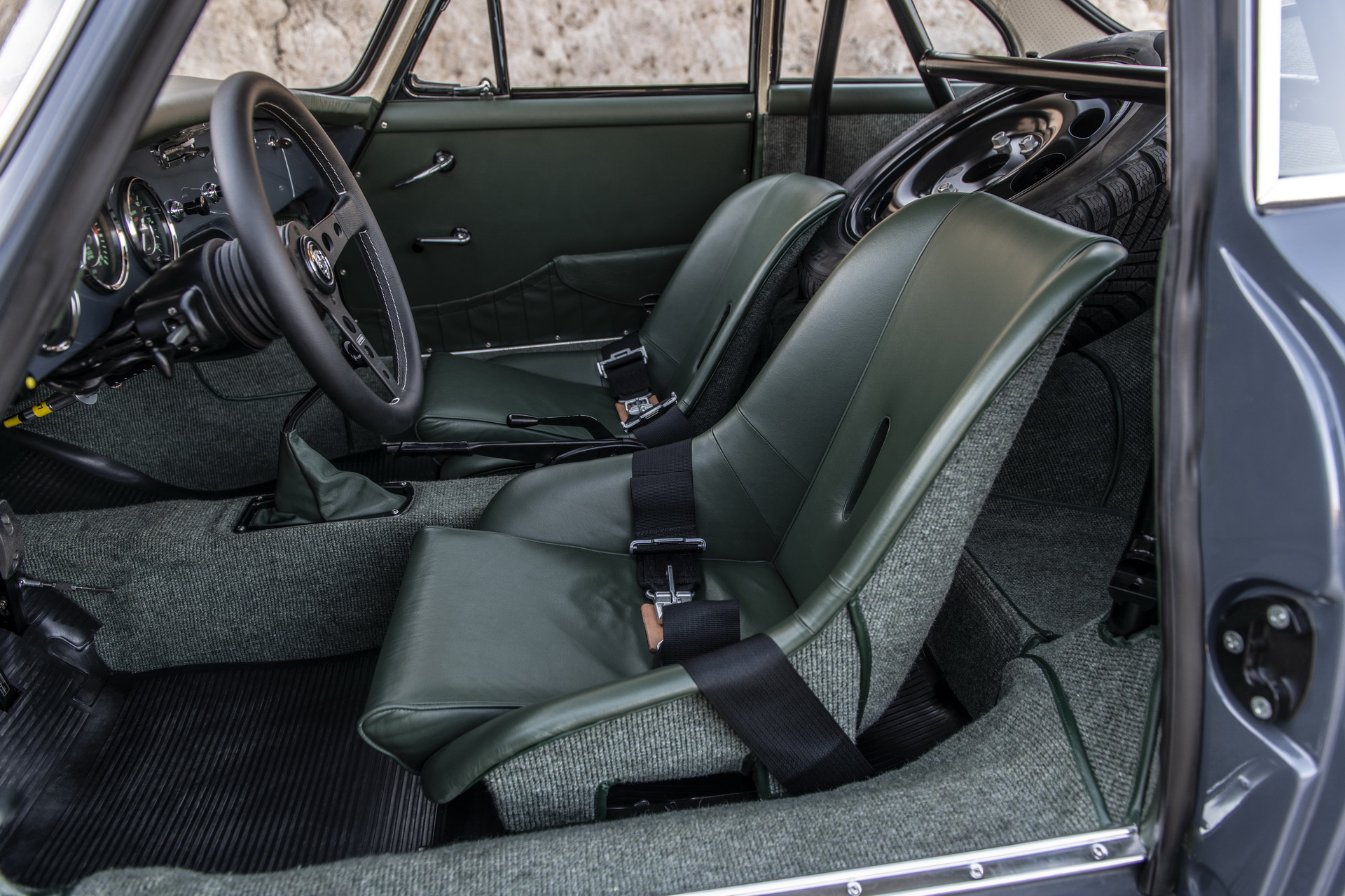 emory-motorsports-porsche-356-c4s-61 World’s First AWD Porsche 356 Coupe Allrad Is A 911-Based Restomod