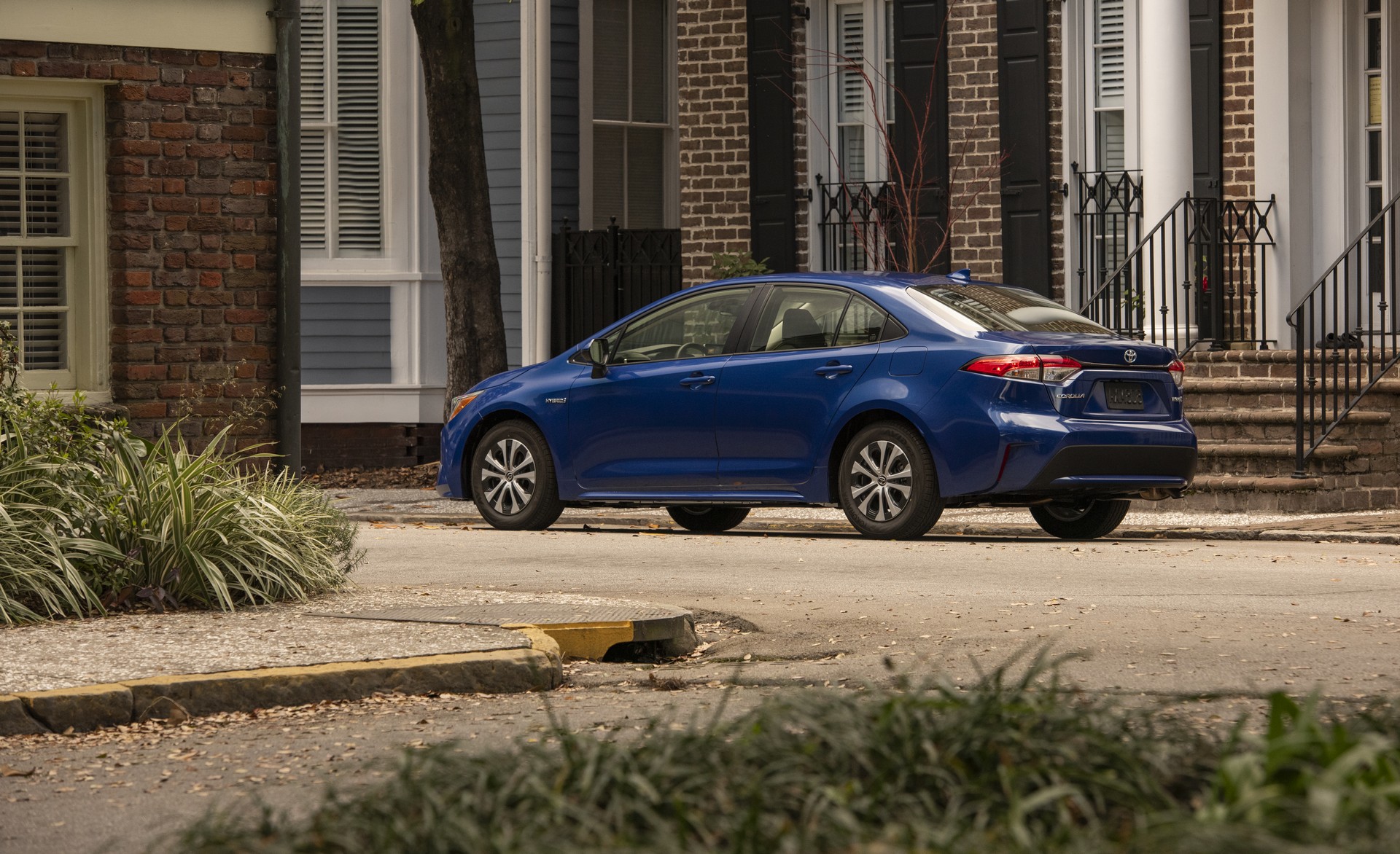 2020 Toyota Corolla-105 2020 Toyota Corolla Starts At $19,500, See It In 200+ Photos