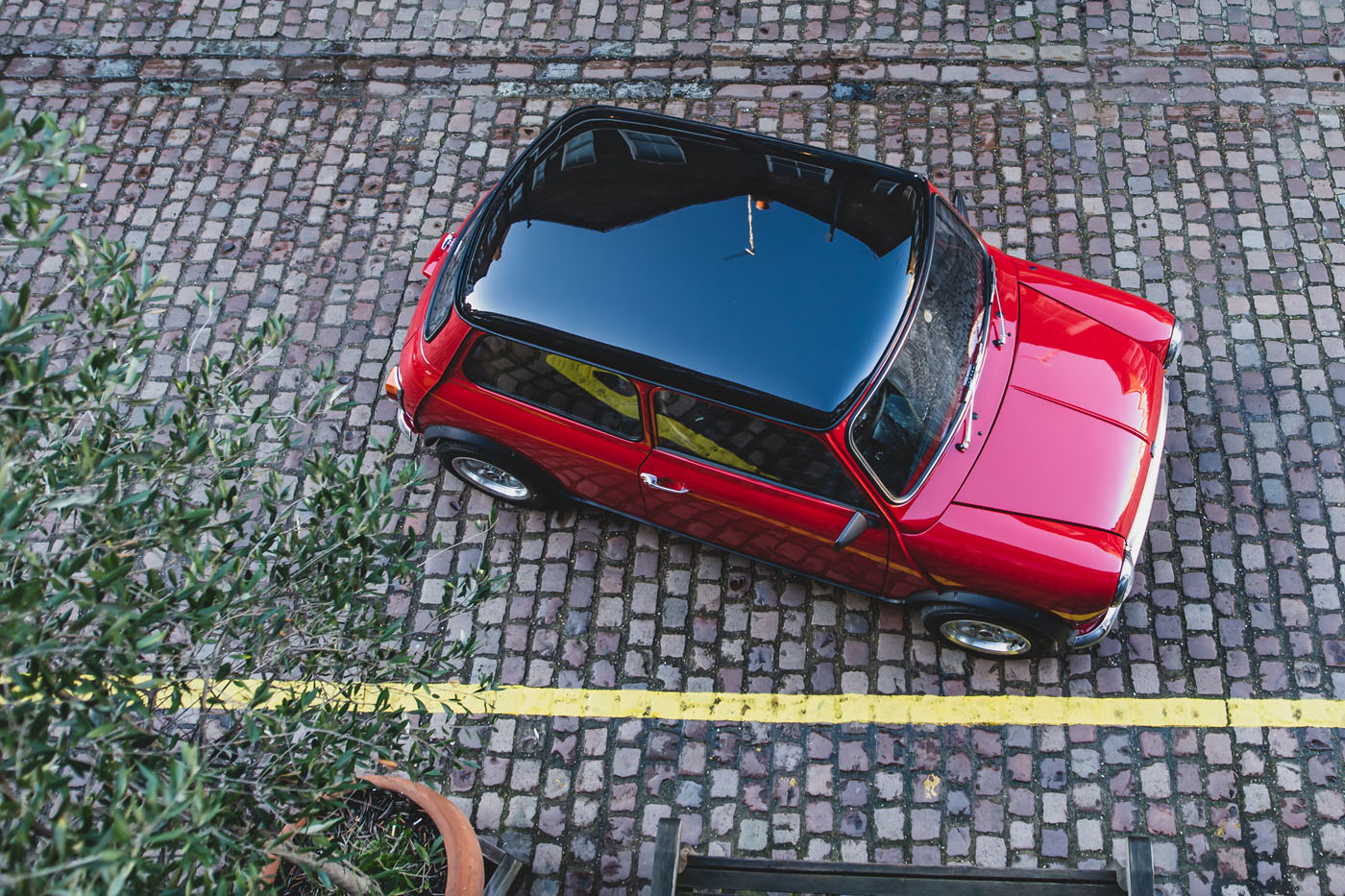 2019 swind e classic mini electric 12 Limited-Run Classic Mini Electric Unveiled With $100K+ Starting Price