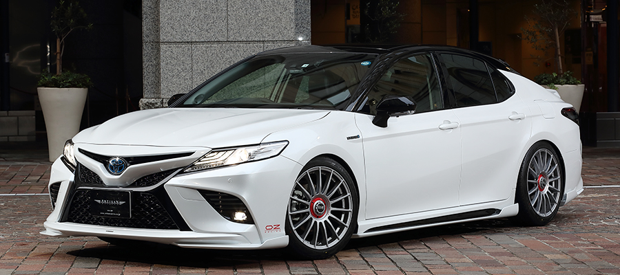 Artisan-Spirits-Toyota-Camry-7 JDM Tuned Toyota Camry Is Ready For Some Hot Tokyo Nights