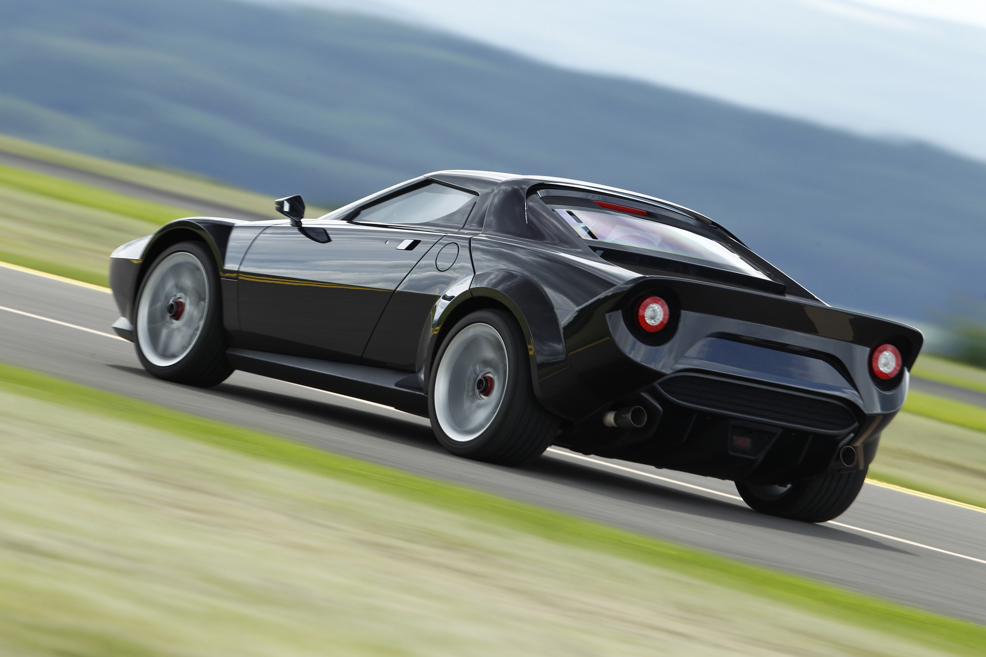 New-Stratos-Geneva-6 Geneva-Bound New Stratos Pairs 430 Scuderia V8 With Manual Gearbox