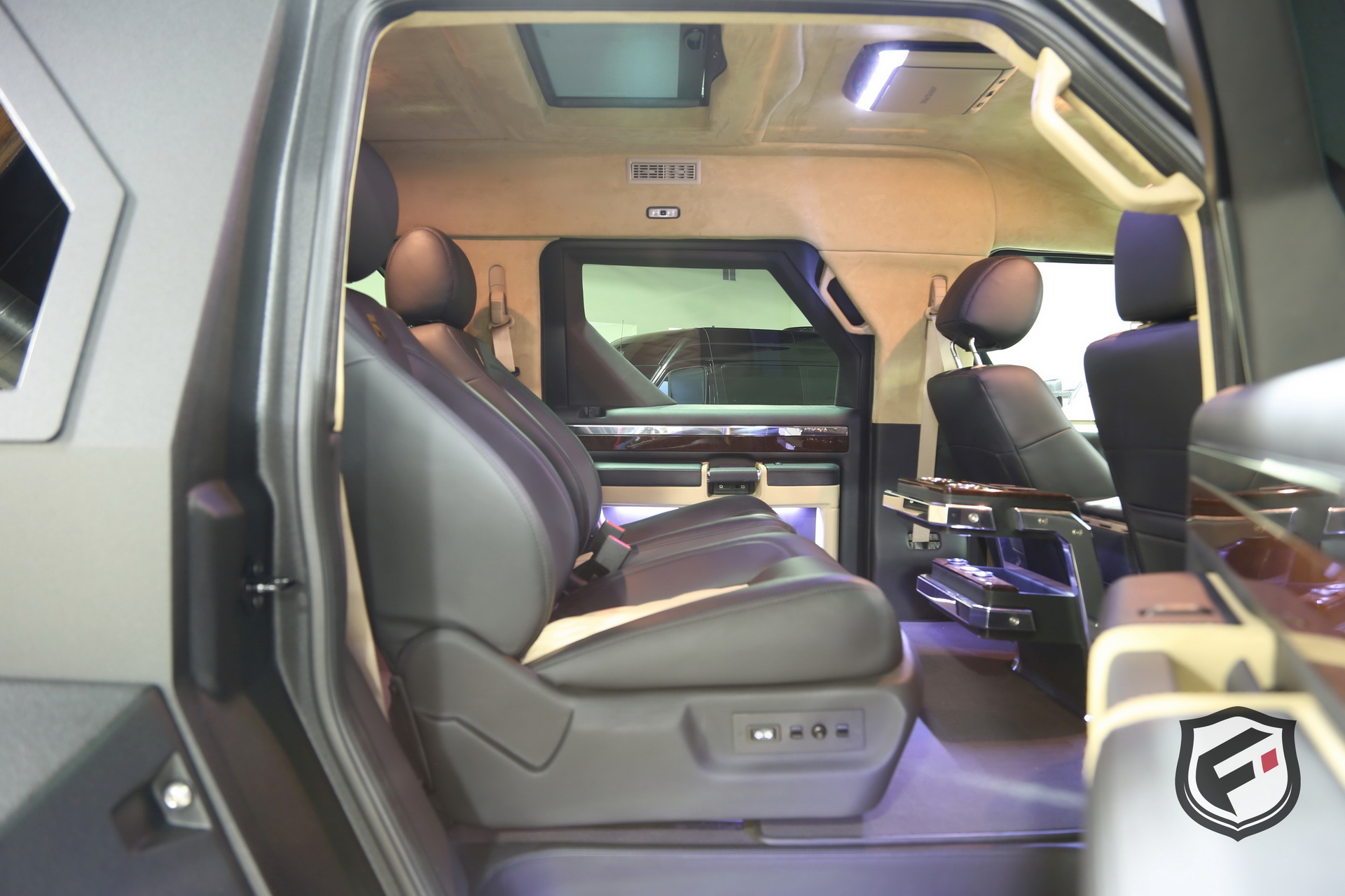 2016 ford f-450 rhino gx ebay 31 Survive The Zombie Apocalypse In Luxury With This $263K Rhino GX