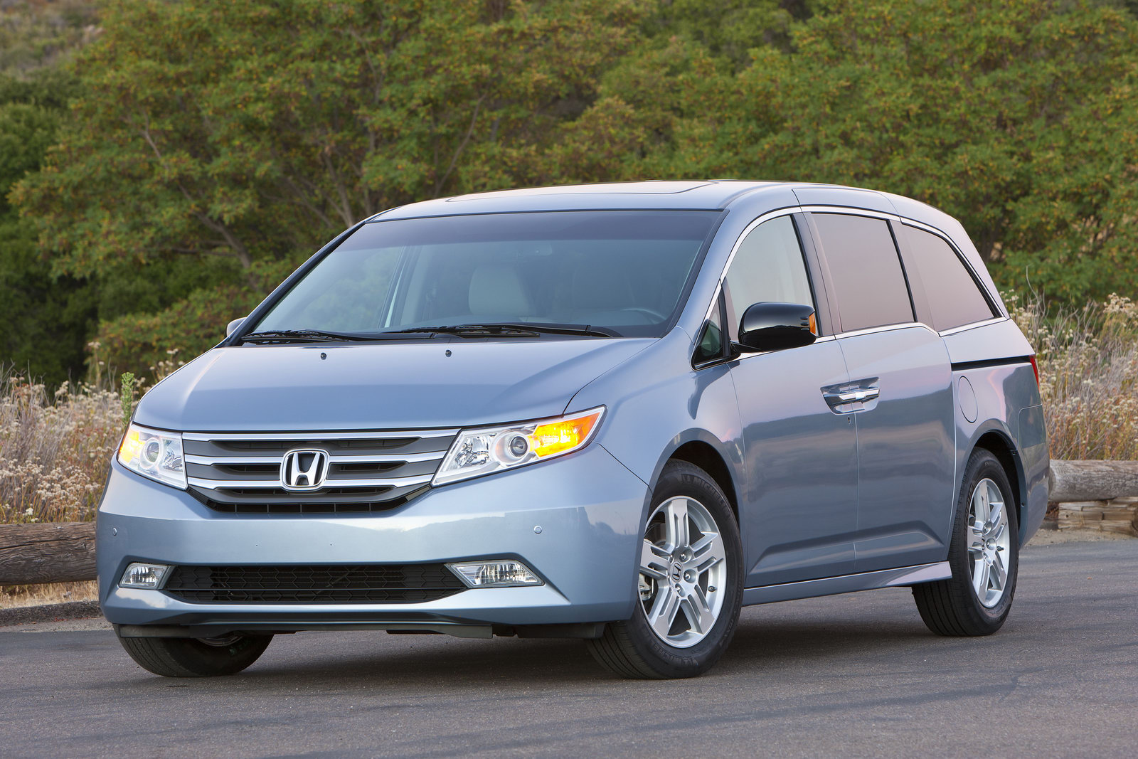 Honda-Odyssey-Jury-Crash-1 Woman Awarded $37 Million After Odyssey Crash Left Her A Quadriplegic, Honda Appeals