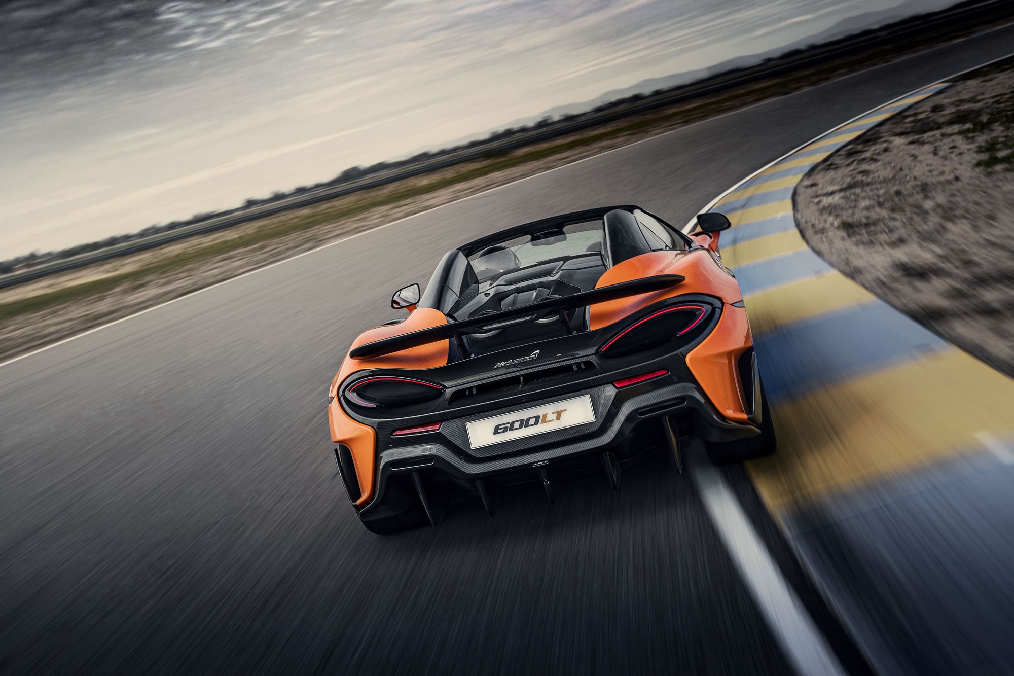 McLaren-600LT-Spider-17 Bask In The Glory Of The Colorful McLaren 600LT Spider