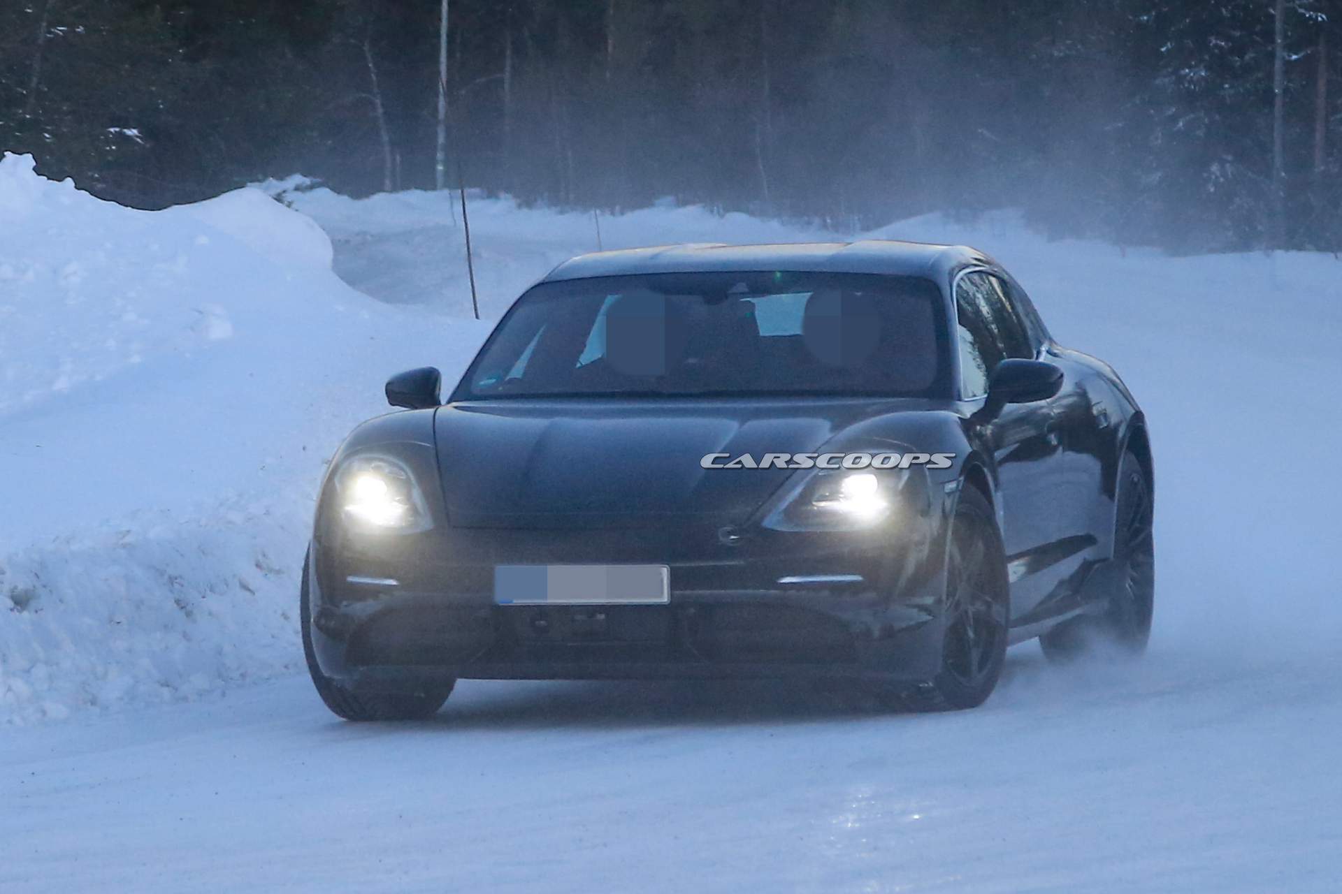 2020 Porsche Taycan Sport Turismo spy shots 15 2020 Porsche Taycan Sport Turismo Understeers, Ploughs Into Snow (Updated)