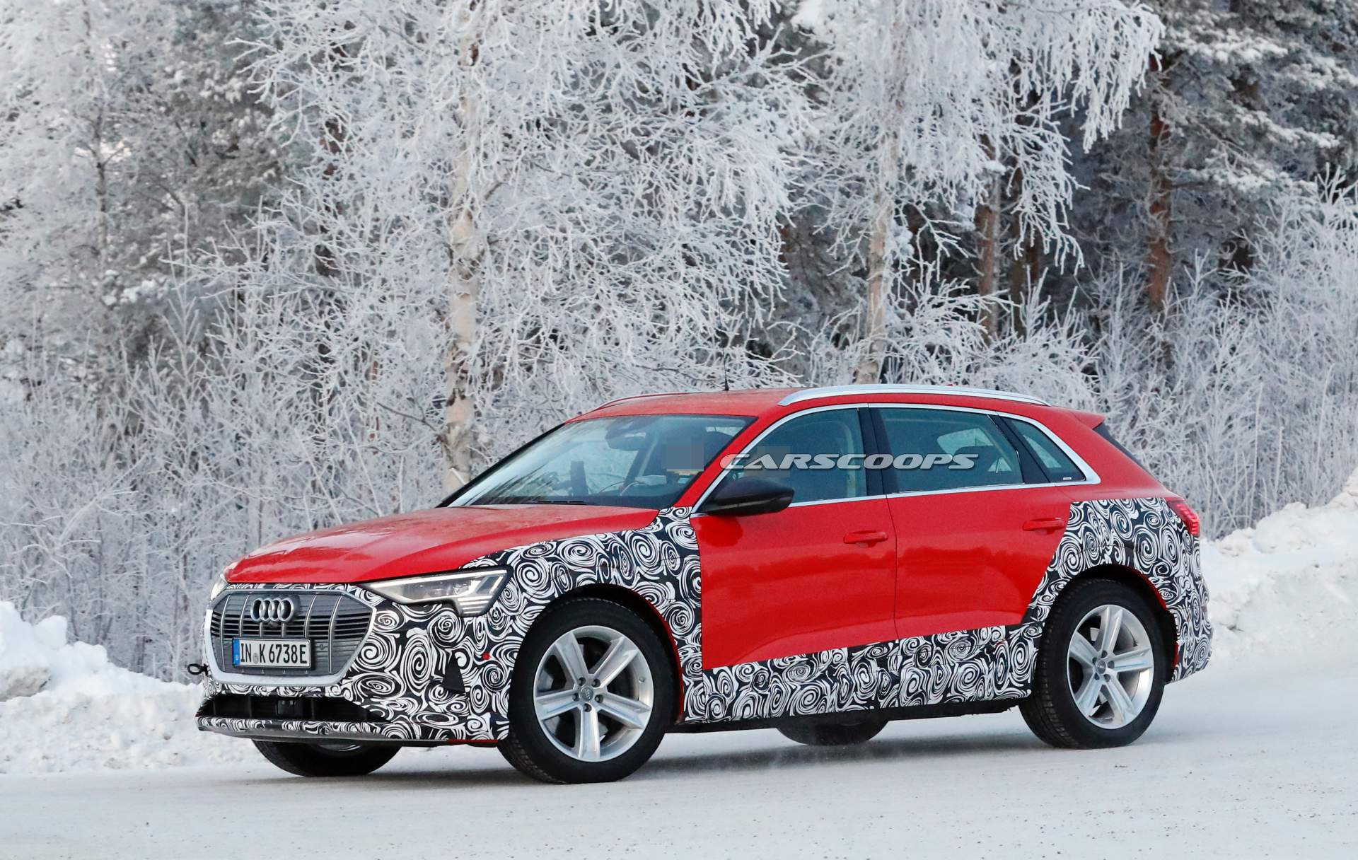 Audi e-tron quattro spy shots 3 Audi E-Tron Spied Testing, Could Be 3-Motor Performance Version