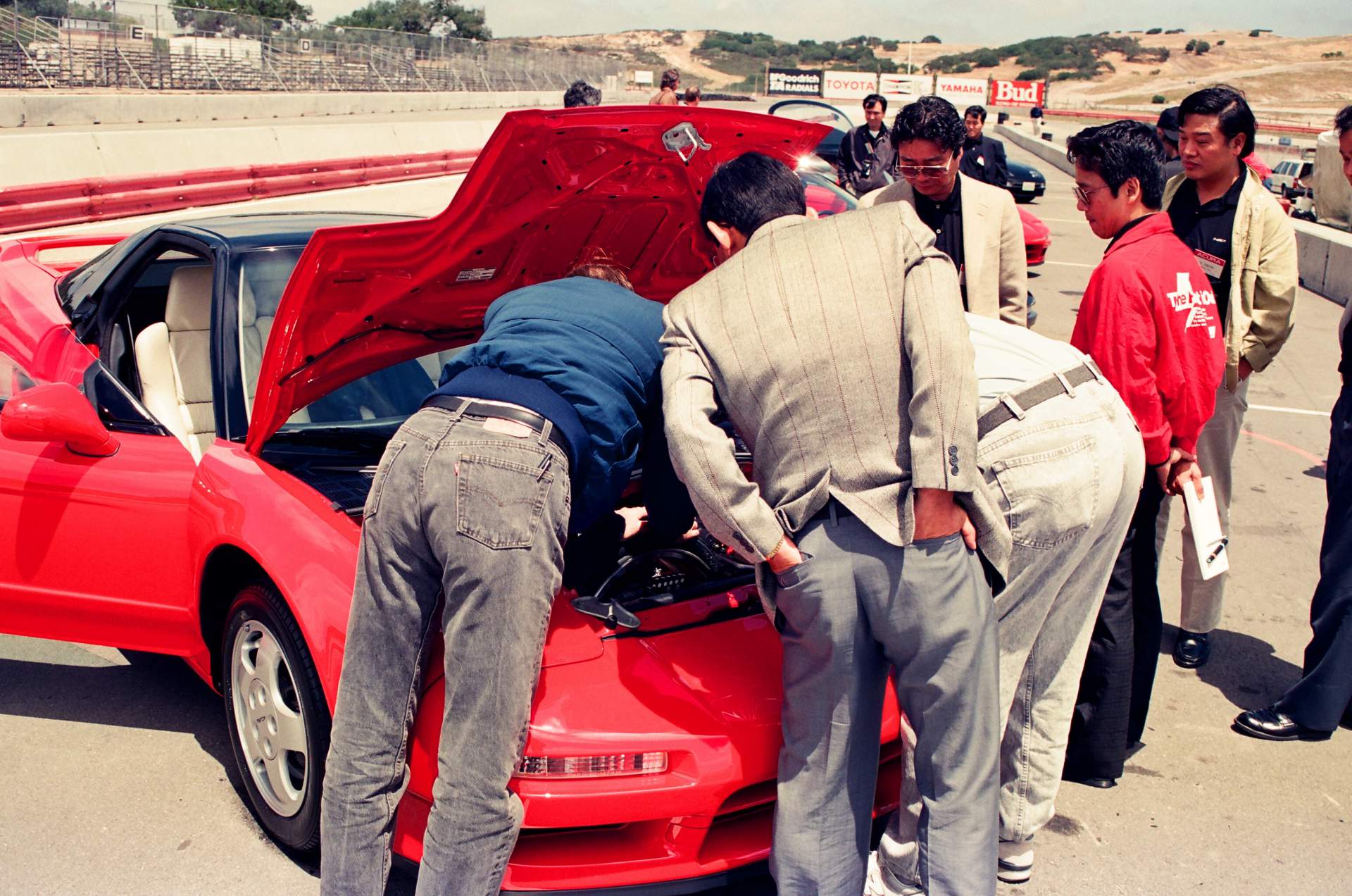 NSX Launch Acura Marks 30 Years Of NSX With Throwback Video And Photo Gallery