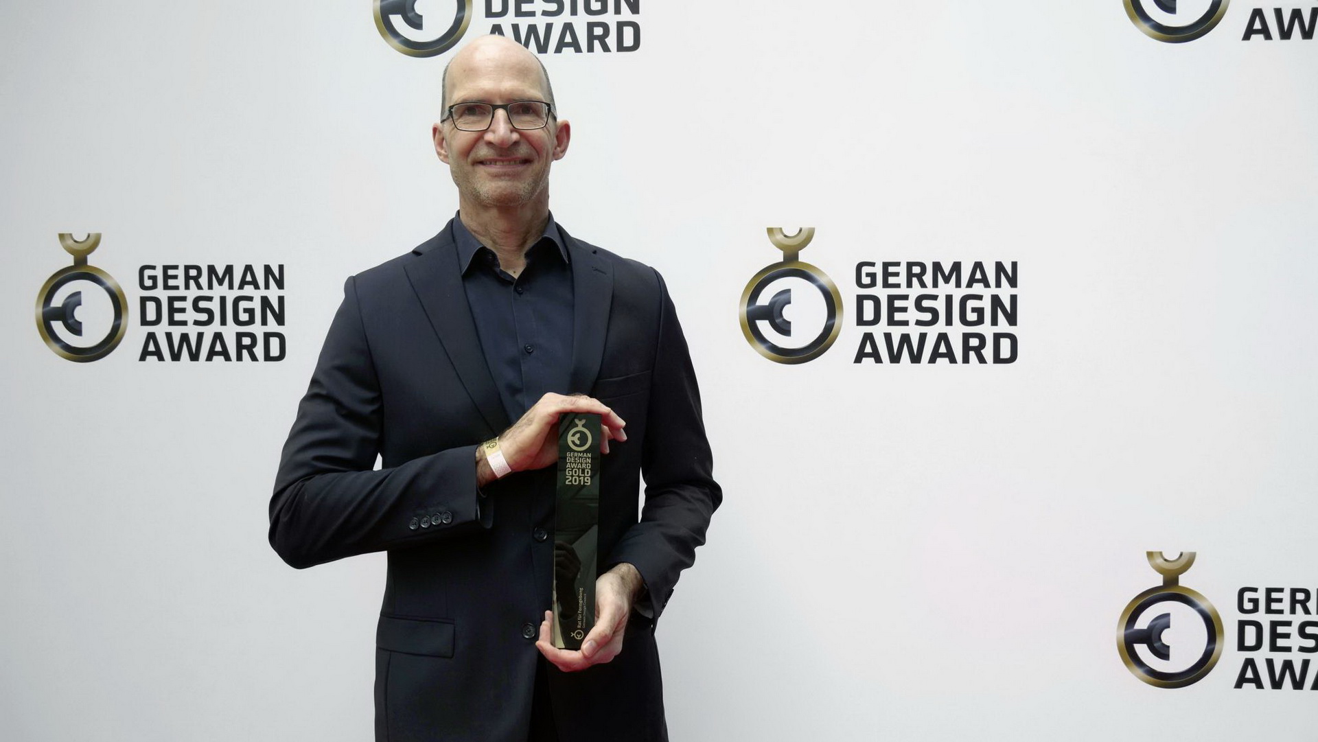 vw touareg wins german design award 3 Third-Gen VW Touareg Wins Top Honors At German Design Awards
