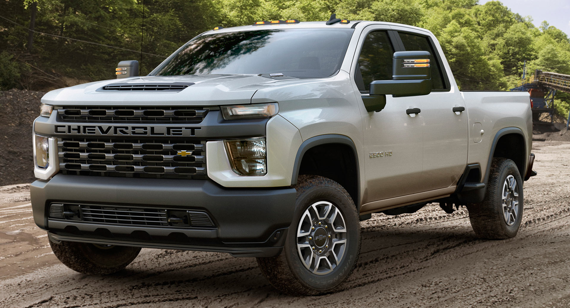 2020 Chevrolet Silverado HD Debuts With New 6.6-liter V8 And 35,500