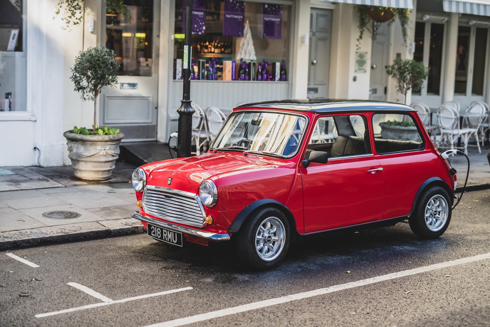 2019 swind e classic mini electric 1 Limited-Run Classic Mini Electric Unveiled With $100K+ Starting Price