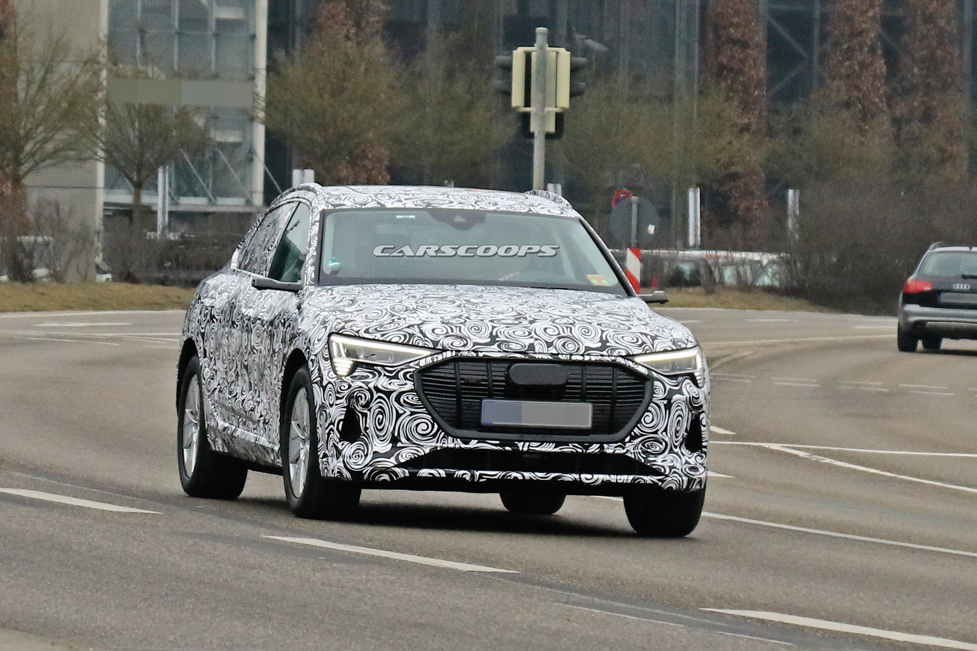 audi e-tron sportback spotted first time 1 Audi Confirms 3 Production E-Trons By 2020, Says It Will Only Show Electrified Cars In Geneva