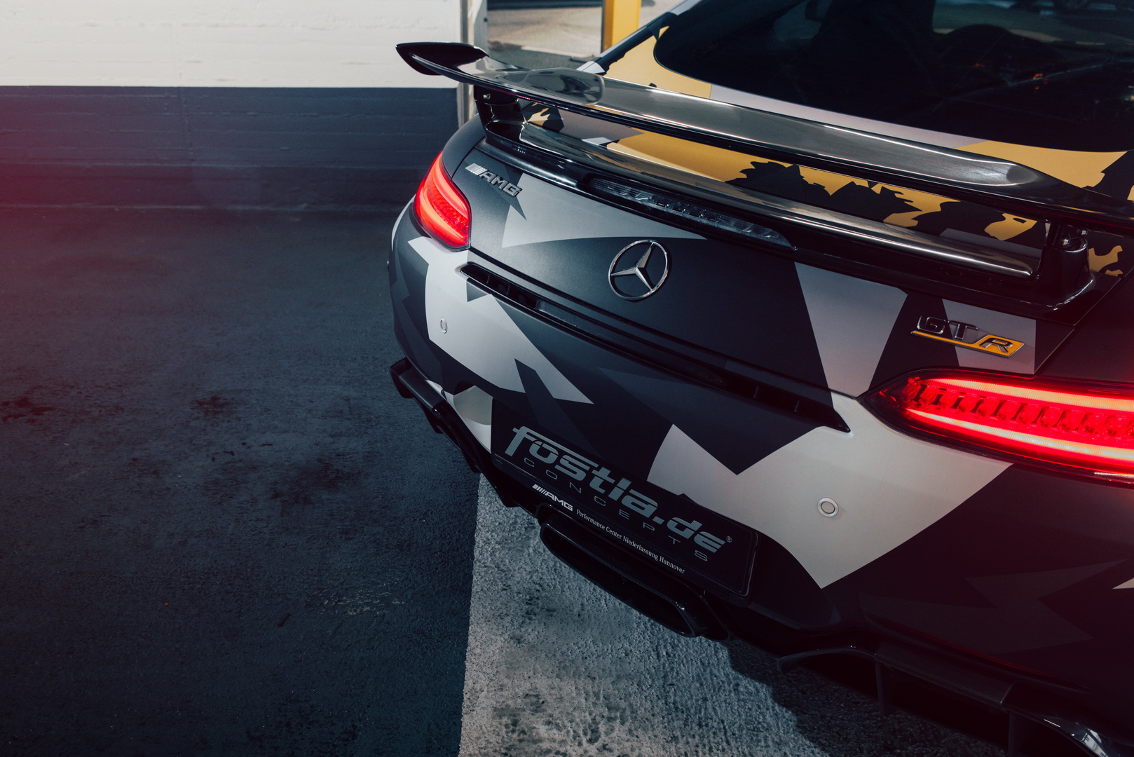 mercedes-amg gt r tuning fostla 7 Fostla’s Mercedes-AMG GT R Gets 641 HP, Urban-Camo-And-Yellow Wrap