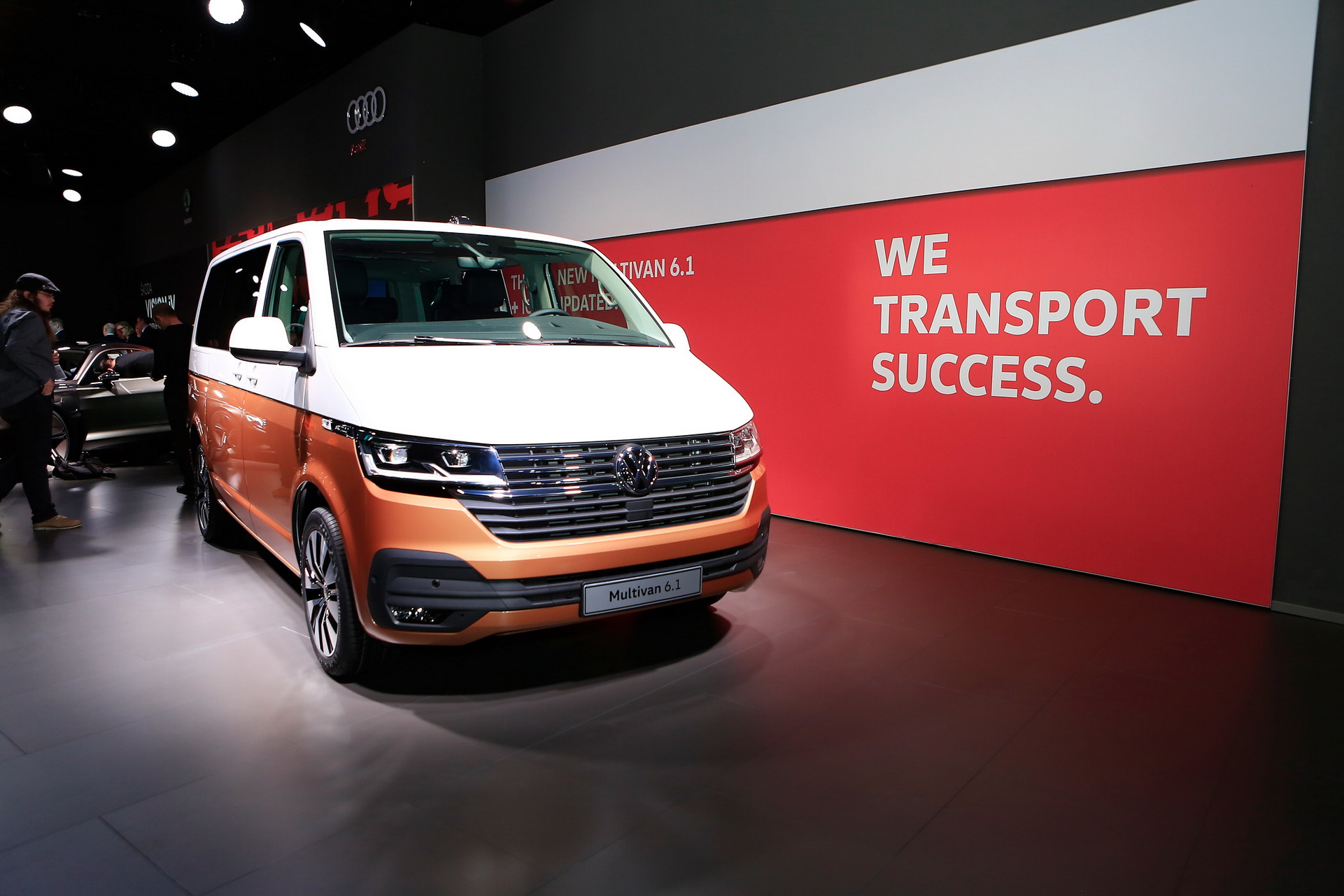 VW T6 1 Facelift 4 2019 VW Multivan 6.1 Heralds Major Tech Update For Transporter Family