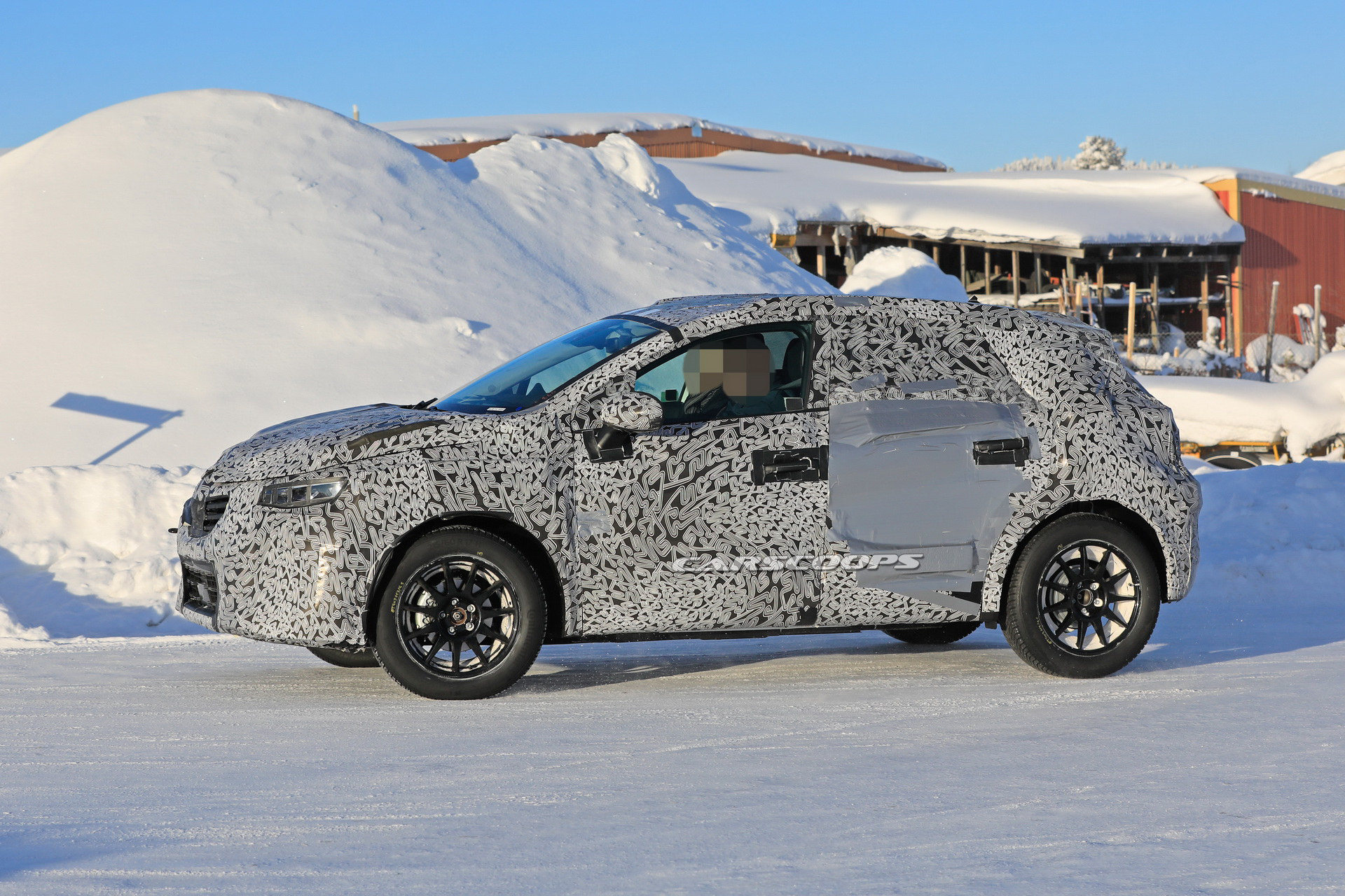 2020-Renault-Captur-06 2020 Renault Captur: Europe’s Best-Seller Wants To Become A More Premium SUV