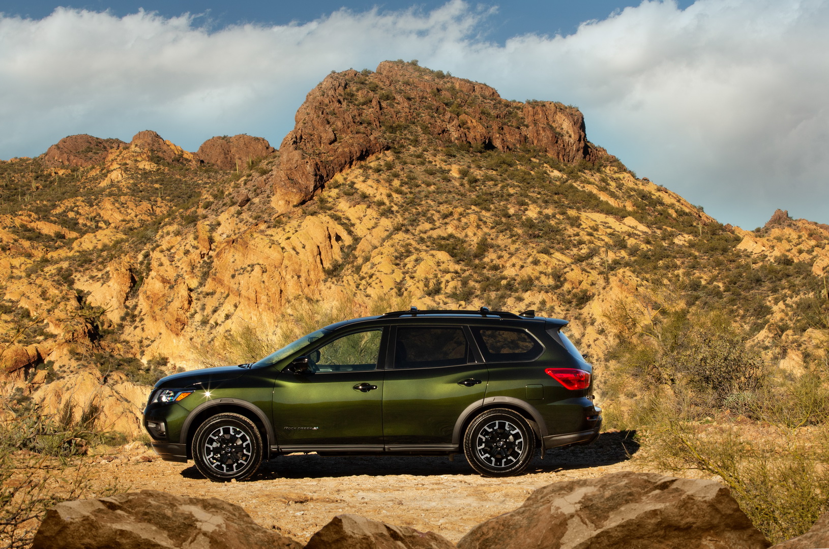 2019 nissan pathfinder rock creek edition 1 2019 Nissan Pathfinder Gets More Rugged Looks With $1,000 Rock Creek Edition Option