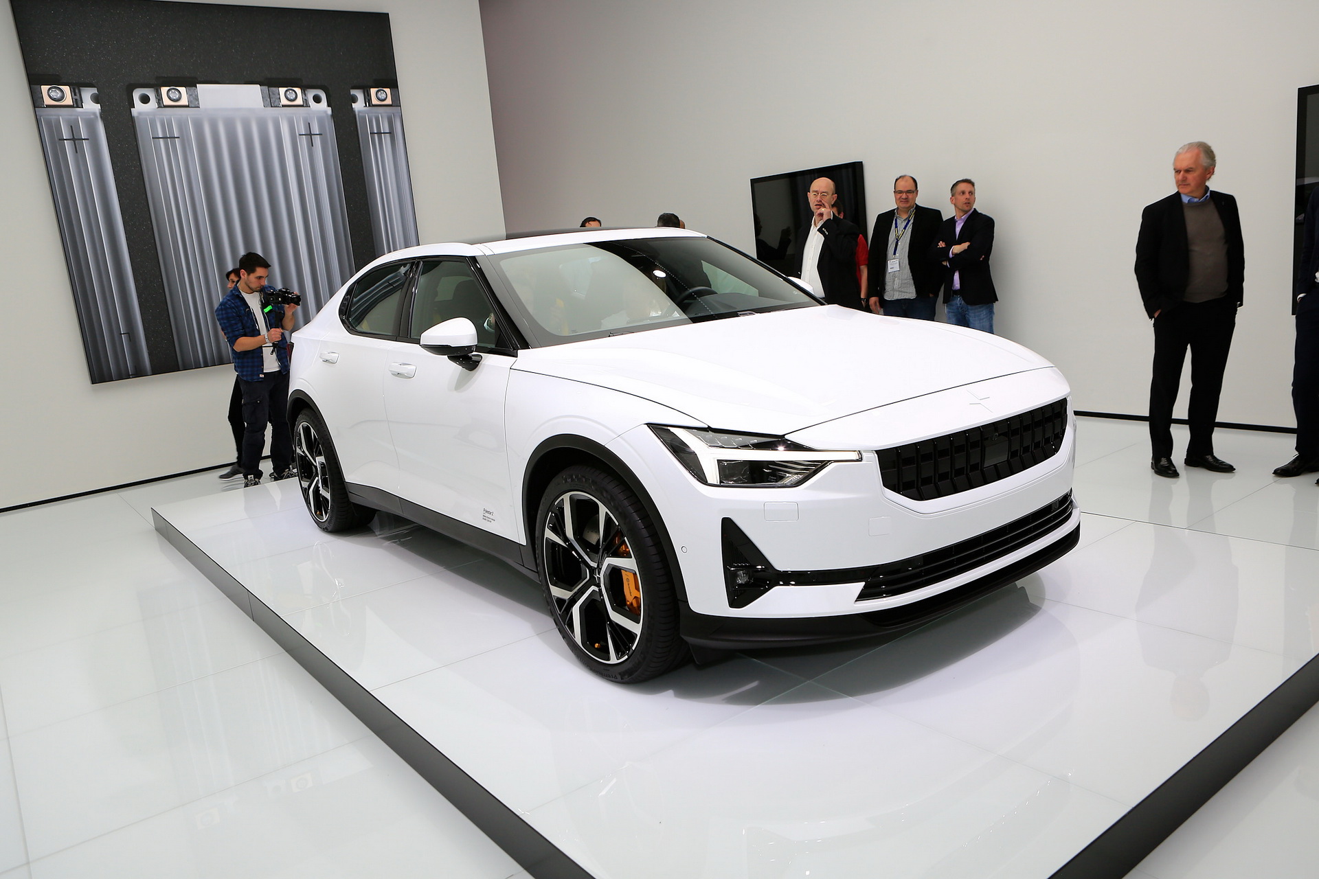 2020-Polestar-2-08 Polestar Picks CATL and LG Chem As Official Battery Suppliers For Its EVs