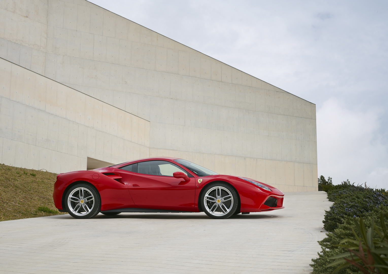 ferrari 488 gtb 41 Ferrari And Tesla On Takata’s Latest Airbag Recall That’s Expanded By 1.7 Million Cars