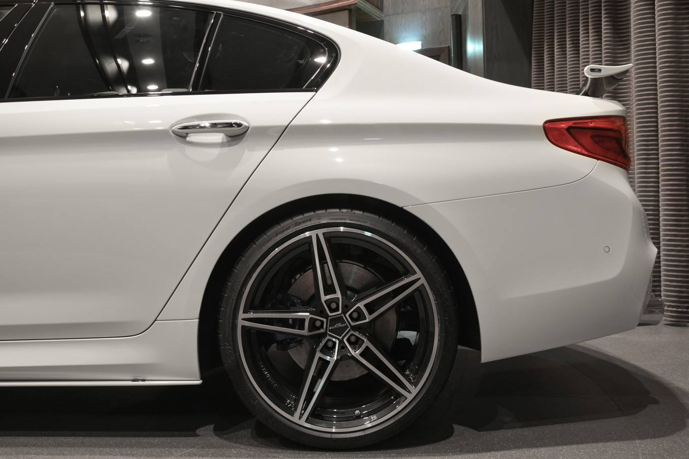 bmw m550 ac schnitzer adu dhabi 8 AC Schnitzer’s Body Kit Suits The BMW M550i, But We’d Skip The Rear Wing