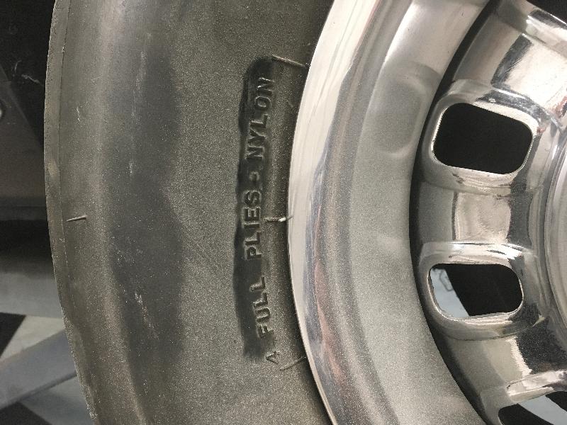 mach 1 ford mustang barn find 49 A 1969 Ford Mustang Mach 1 Was Sitting In A Garage For 39 Years!