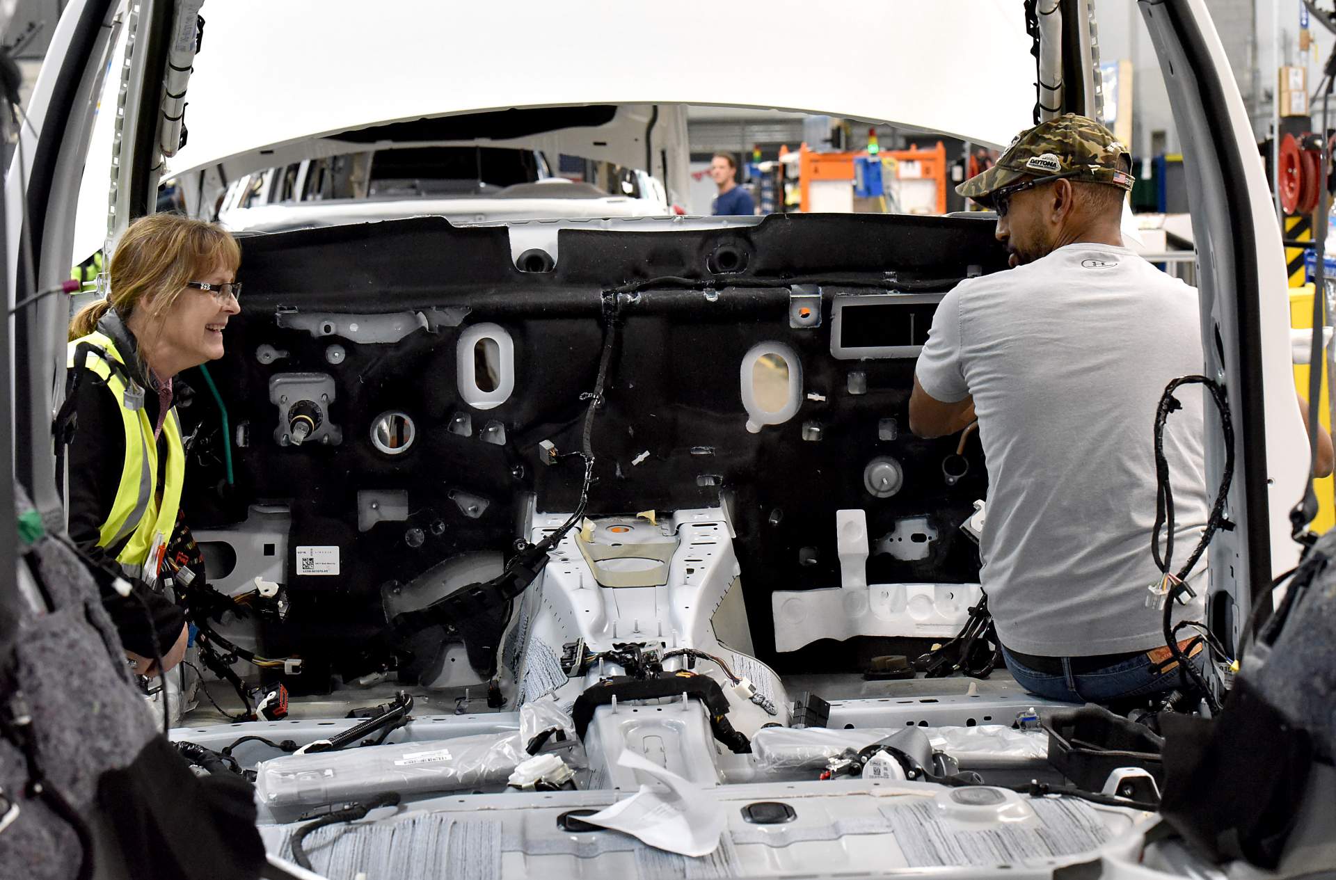 Chicago Assembly and Stamping Ford Investing $1 Billion In Chicago Plants To Build Three New SUVs