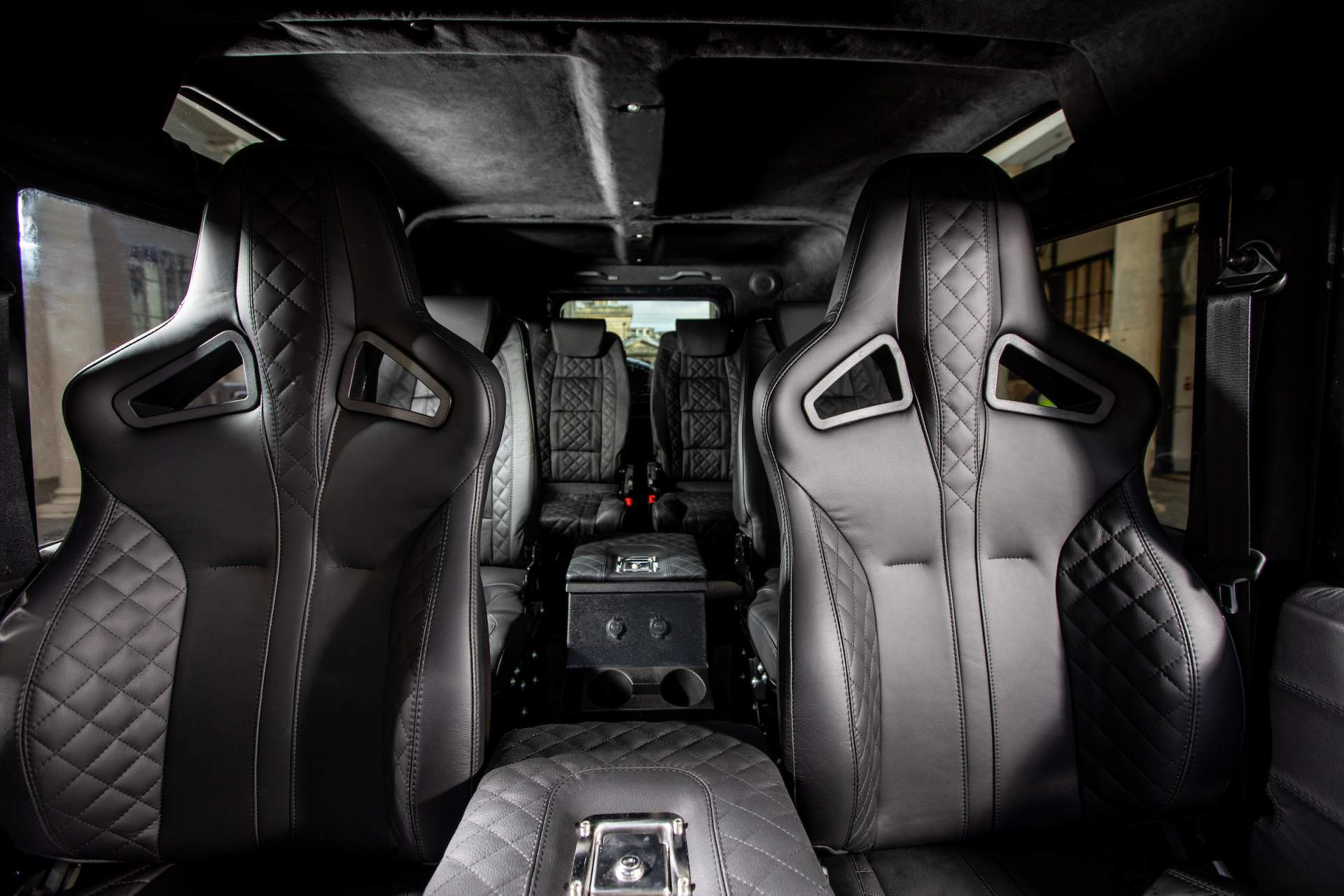 Arkonik colonades 1989 Land Rover Defender Restomod Looks Cool, But Is It $145,000 Of Cool?