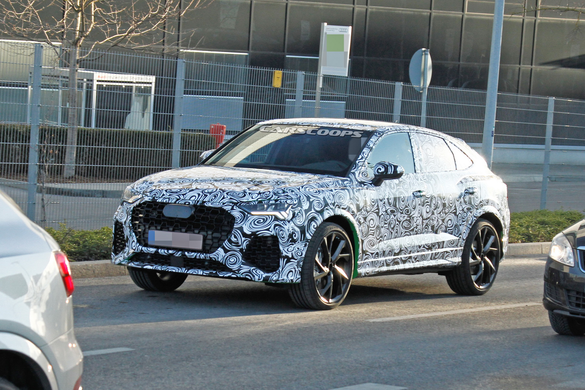 2020-Audi-RS-Q4-10 2020 Audi RS Q4 Makes Spy Debut, May Get Over 400HP