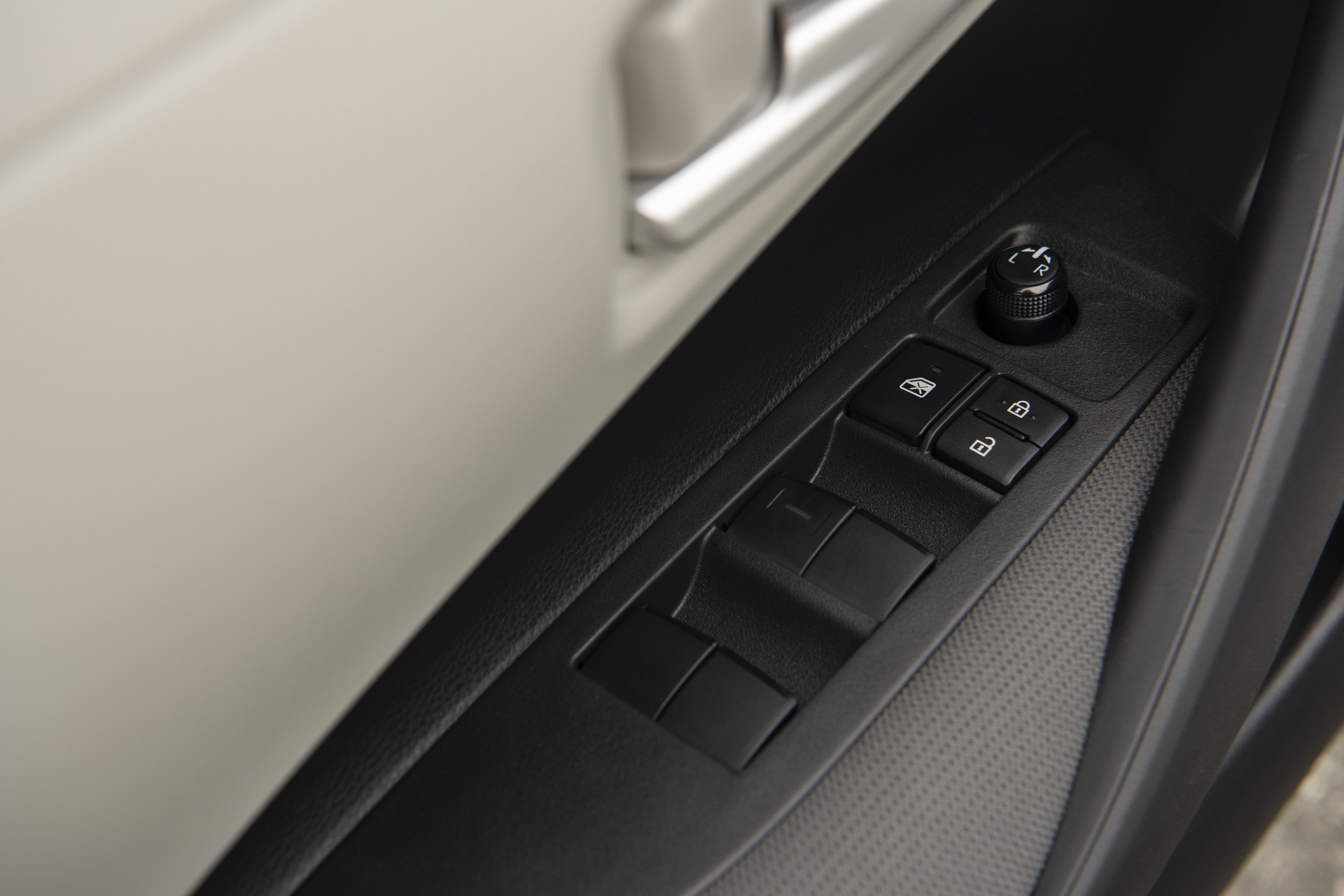 2020 Toyota Corolla-82 2020 Toyota Corolla Starts At $19,500, See It In 200+ Photos