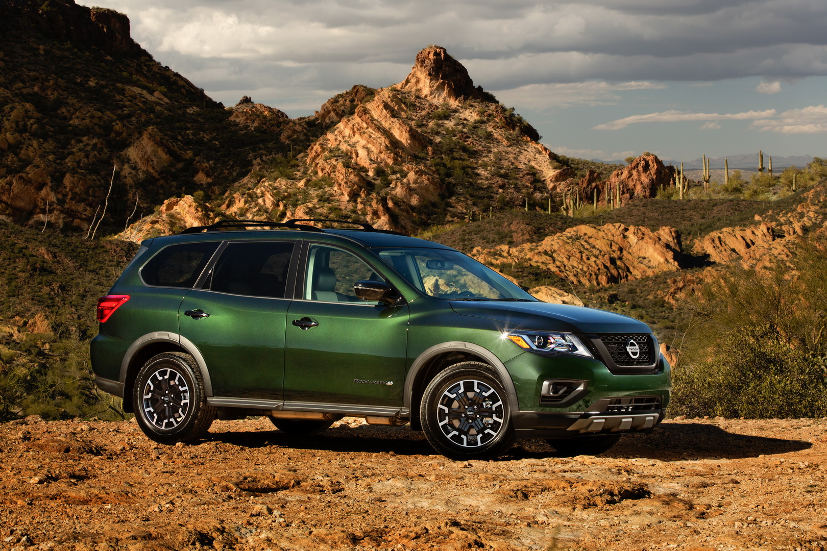 2019 nissan pathfinder rock creek edition 2 2019 Nissan Pathfinder Gets More Rugged Looks With $1,000 Rock Creek Edition Option