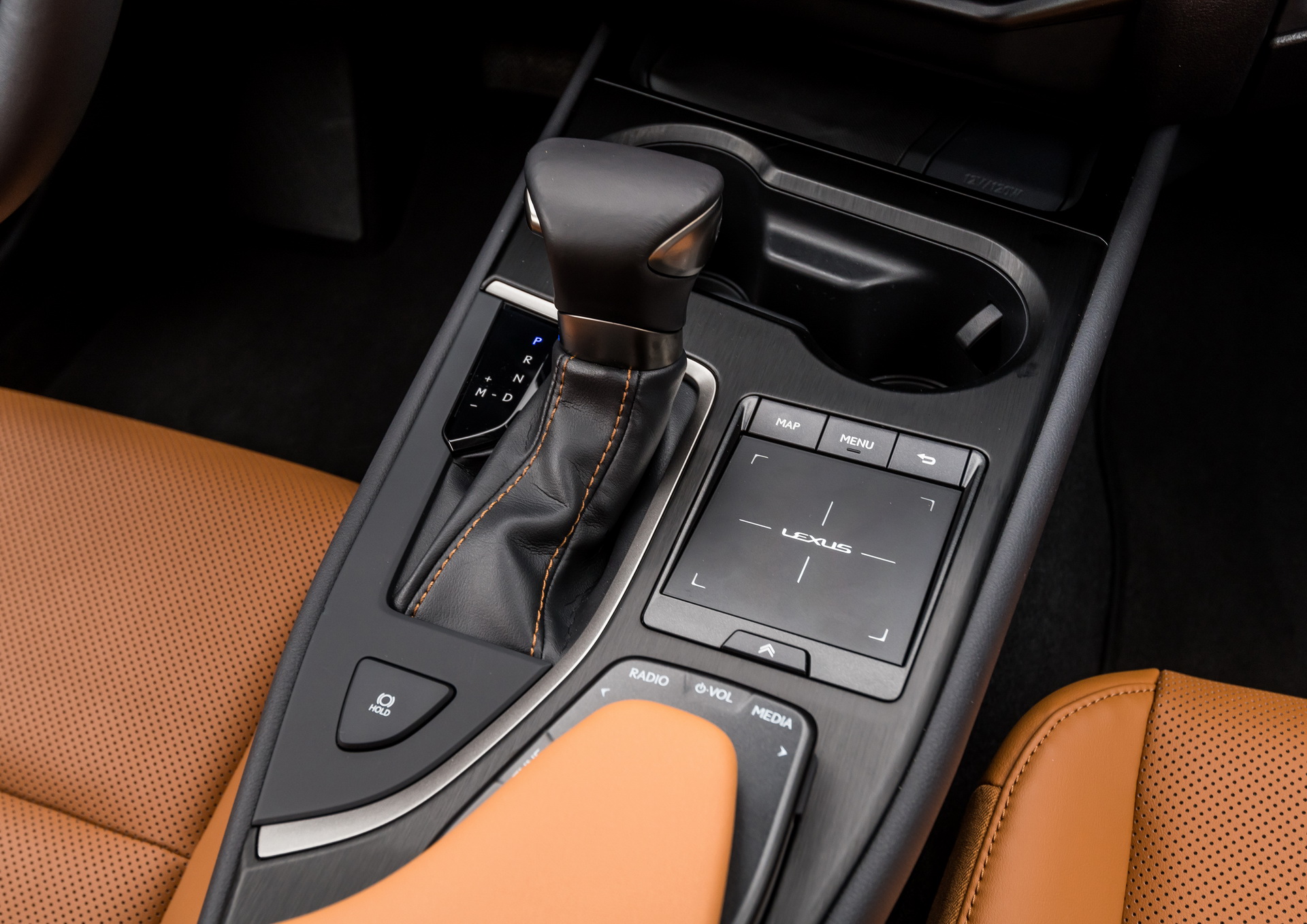 2019-Lexus-UX-19 Lexus Launches Special, Subscription-Like Lease Deal For UX